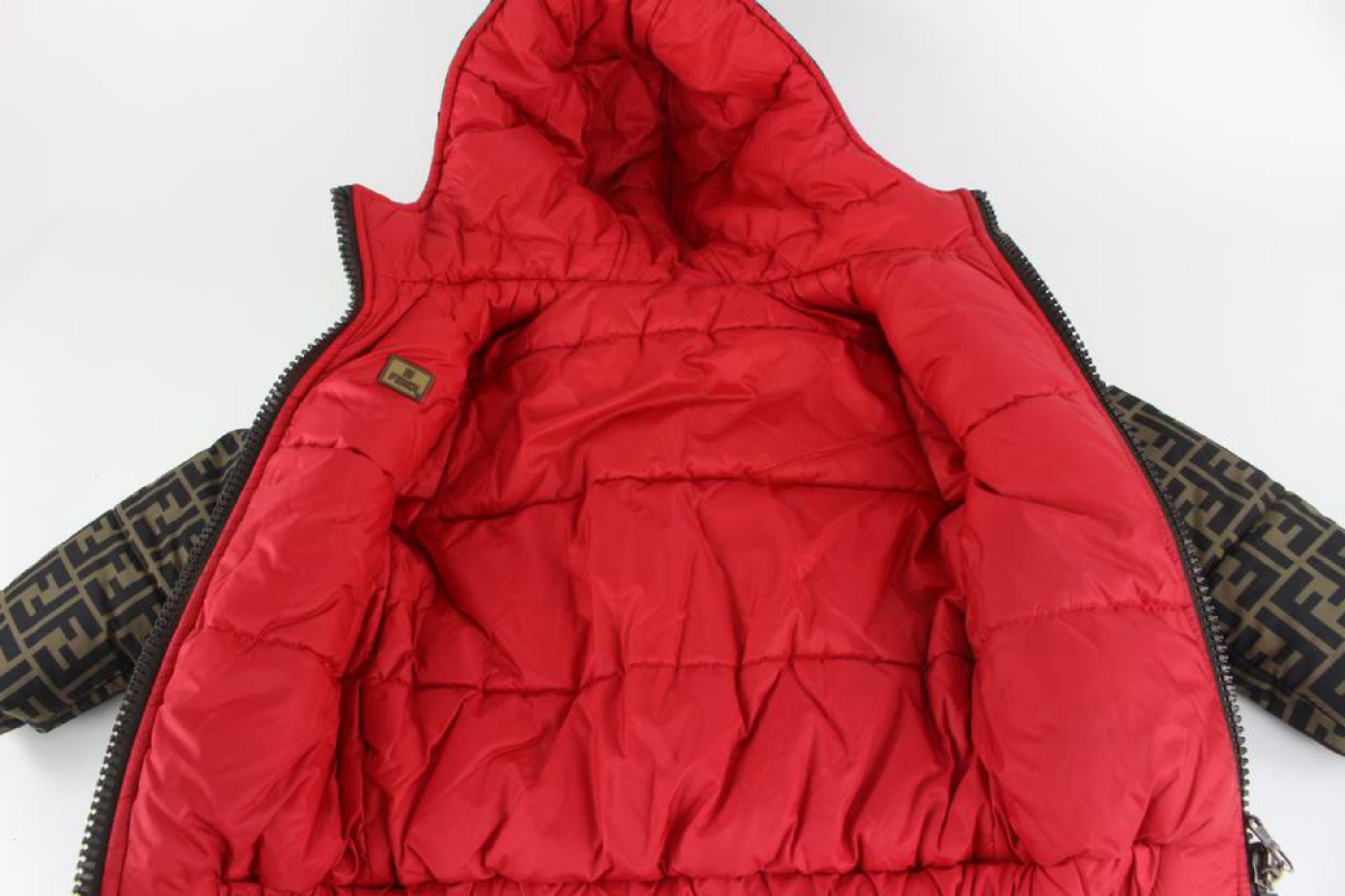 Fendi Size 3T Monogram x Red Puffer Coat Puffy Jacket Toddler Kids 1220f32 For Sale 2