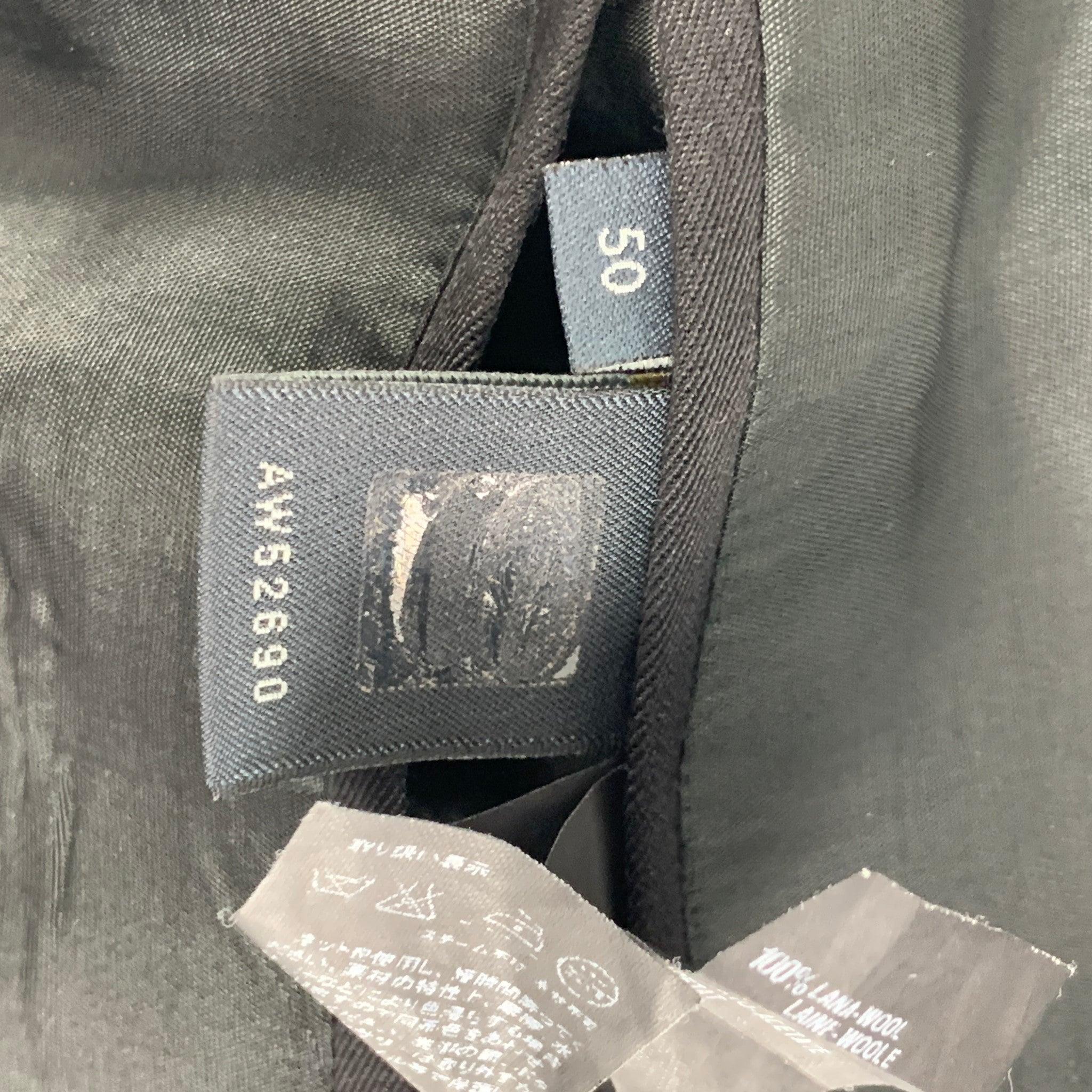 FENDI - Manteau de sport régulier en laine noire à revers clouté, taille 40 en vente 2