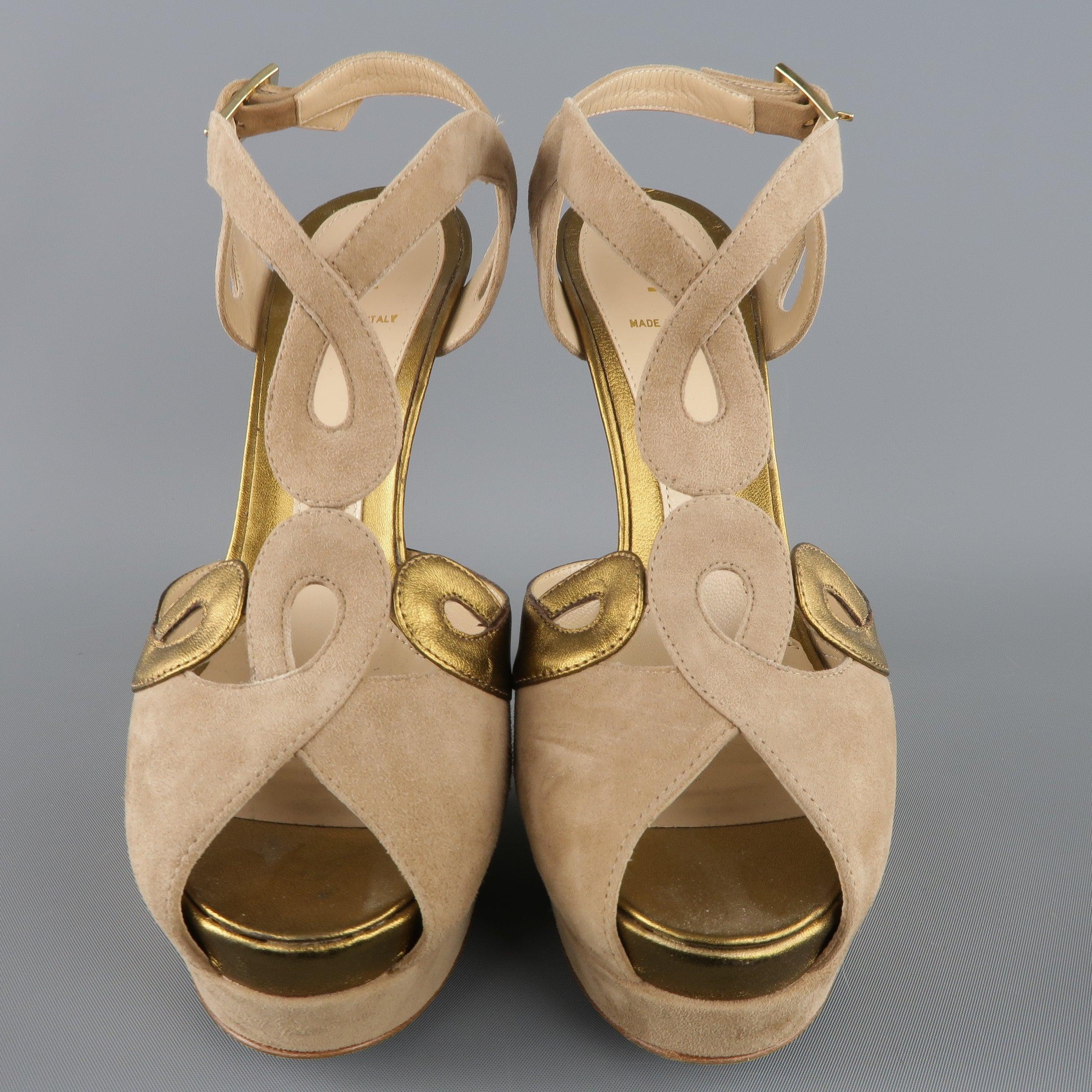 FENDI Size 9 Taupe Suede & Metallic Gold Leather Peep Toe Platform Sandals For Sale 1