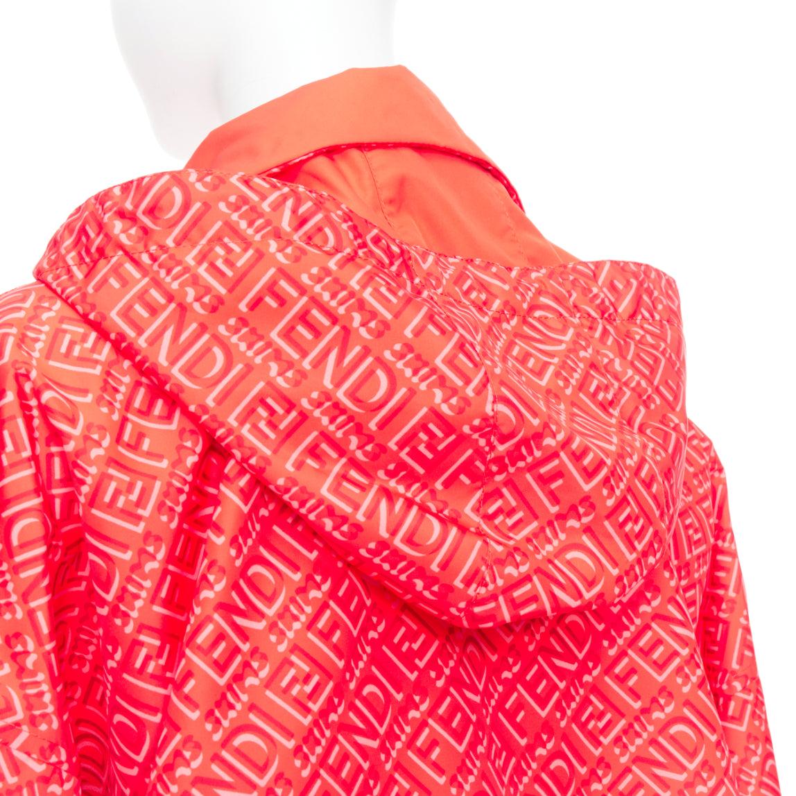 FENDI SKIMS Cropped anorak rouge FF imprimé monogramme
Référence : KNLM/A00364
Marque : Fendi
Collectional : Skims
Matériau : Polyester
Couleur : Rouge
Motif : Monogramme
Fermeture : Zip
Doublure : Tissu rouge
Détails supplémentaires :
