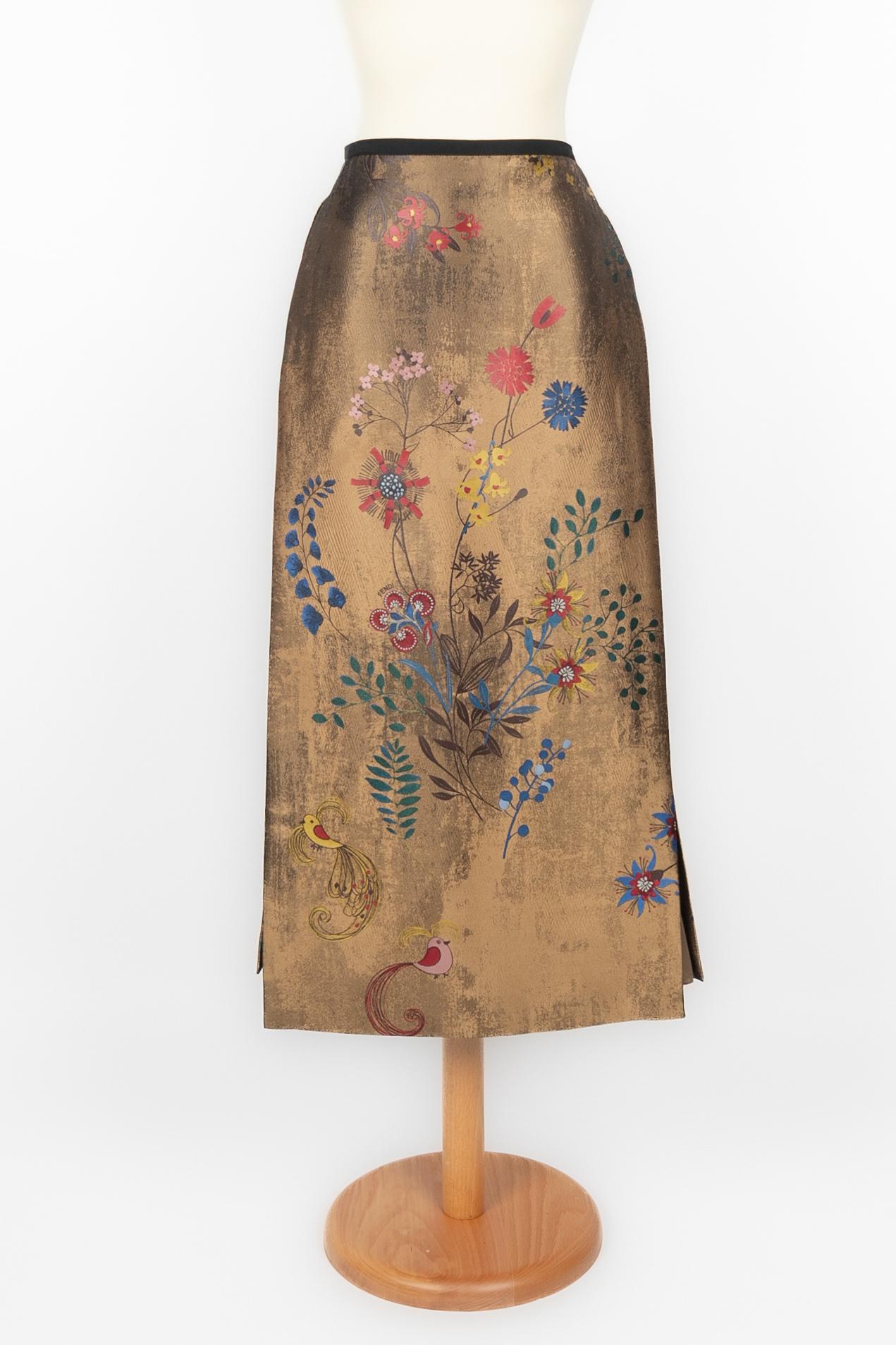 FENDI - (Made in Italie) Jacquard skirt with multicolored flower pattern and sun-ray pleats. Size 42FR indicated. 2016 Fall-Winter Collection.

Condition:
Very good condition

Dimensions:
Waist: 35 cm - Length: 85 cm

SKU:FJ111