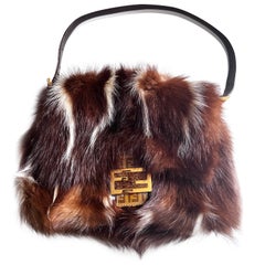 Fendi skunk fur mamma baguette