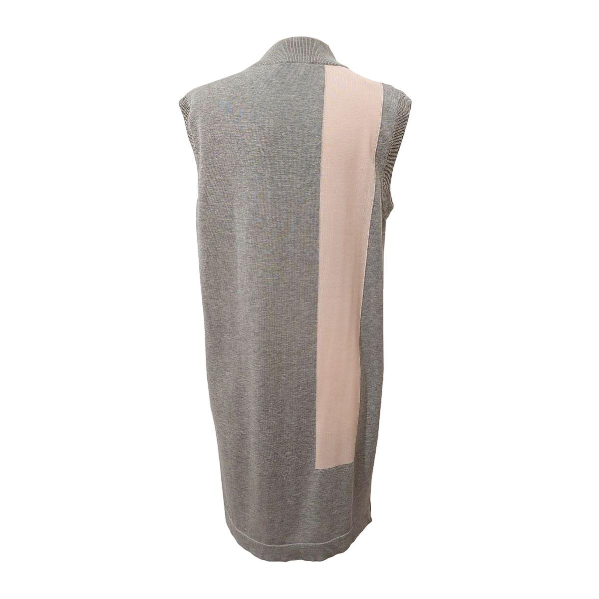 Beautiful and Fendi dress
Cotton
Bicolor (grey/pink)
Central multicolored jewel application
Sleeveless
Total length cm 90 (35,4 inches)
Fabric tag missing
Worldwide express shipping included in the price !