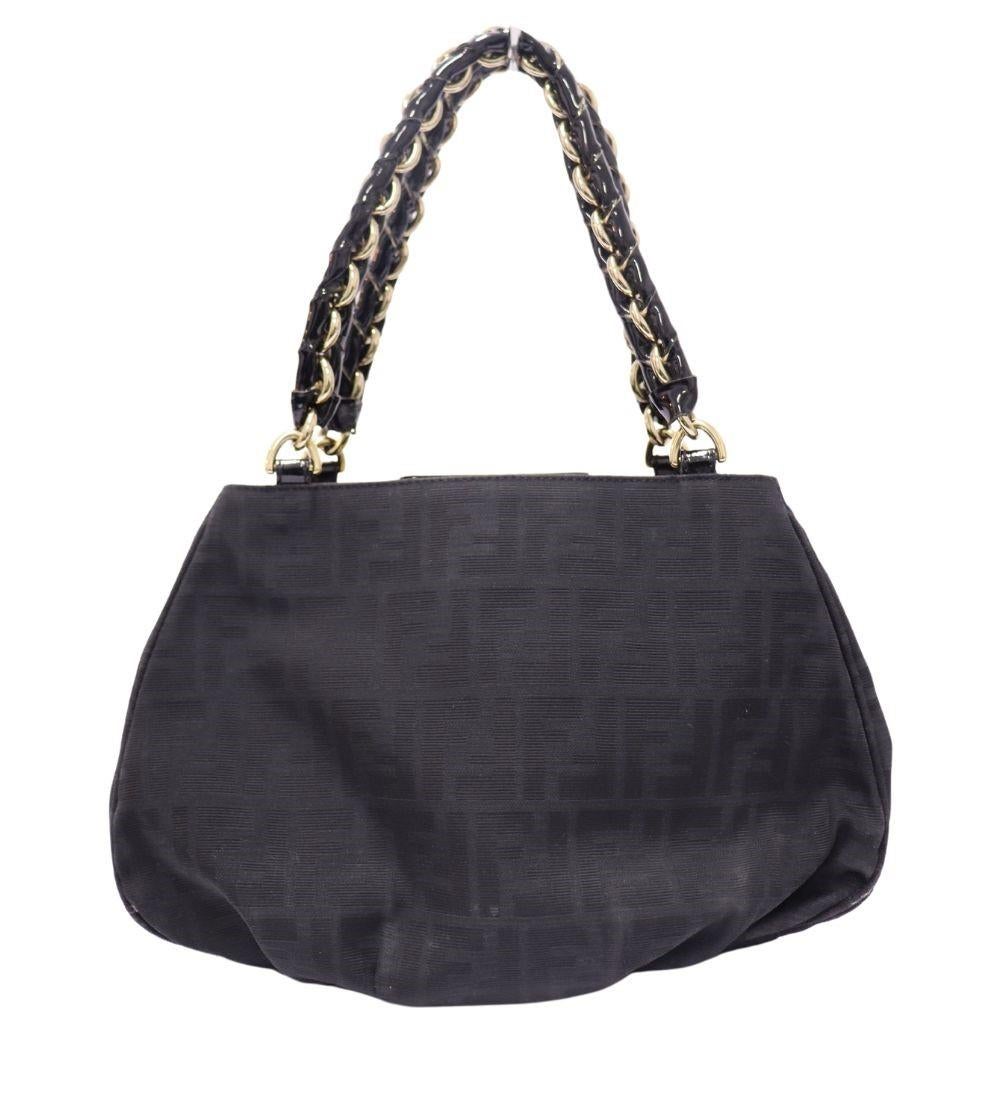 Fendi Small Mia Shoulder Bag In Good Condition For Sale In Amman, JO