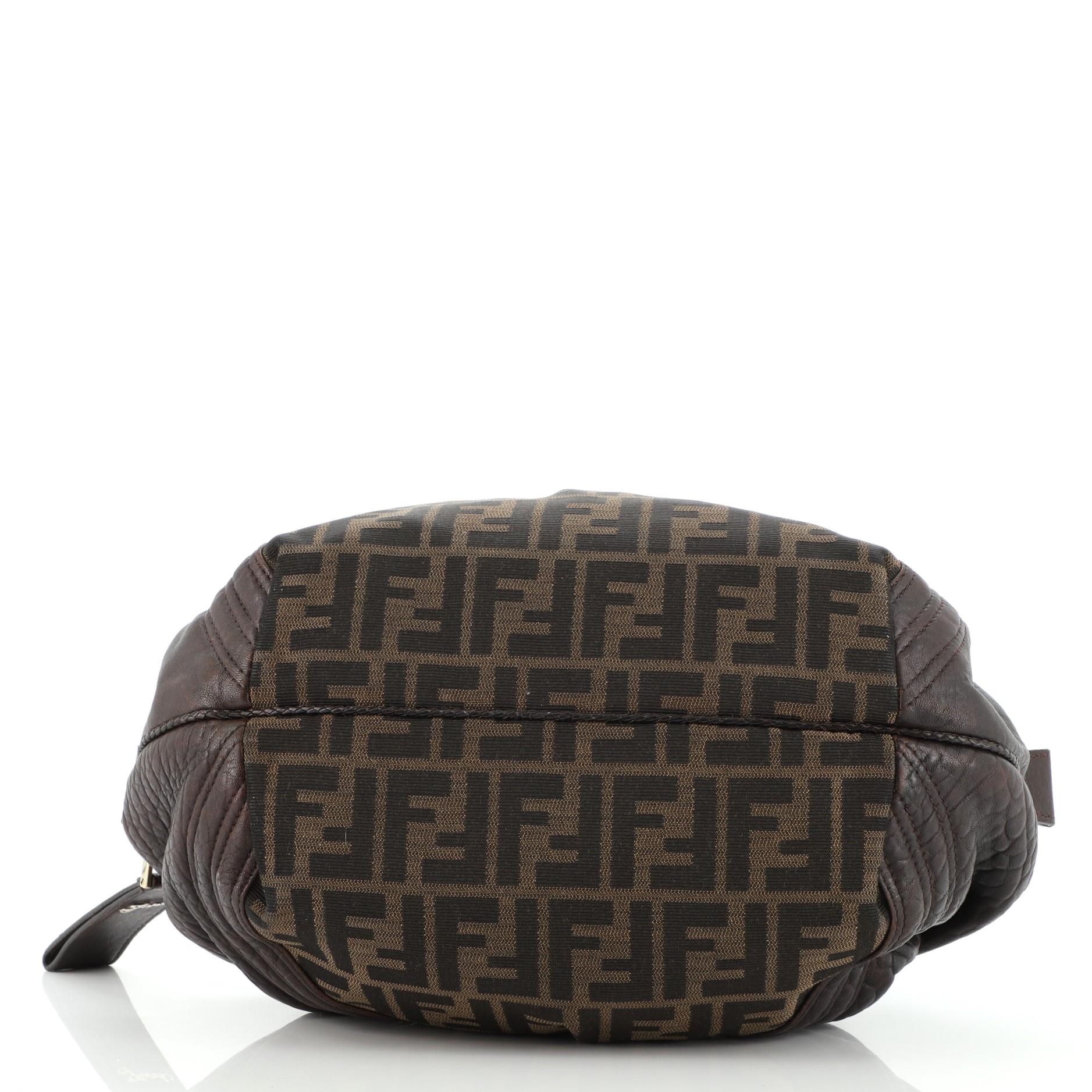 Fendi Spy Bag Zucca aus Segeltuch und Leder Baby im Zustand „Gut“ in NY, NY