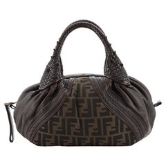 Fendi Spy Bag Zucca aus Segeltuch und Leder Baby
