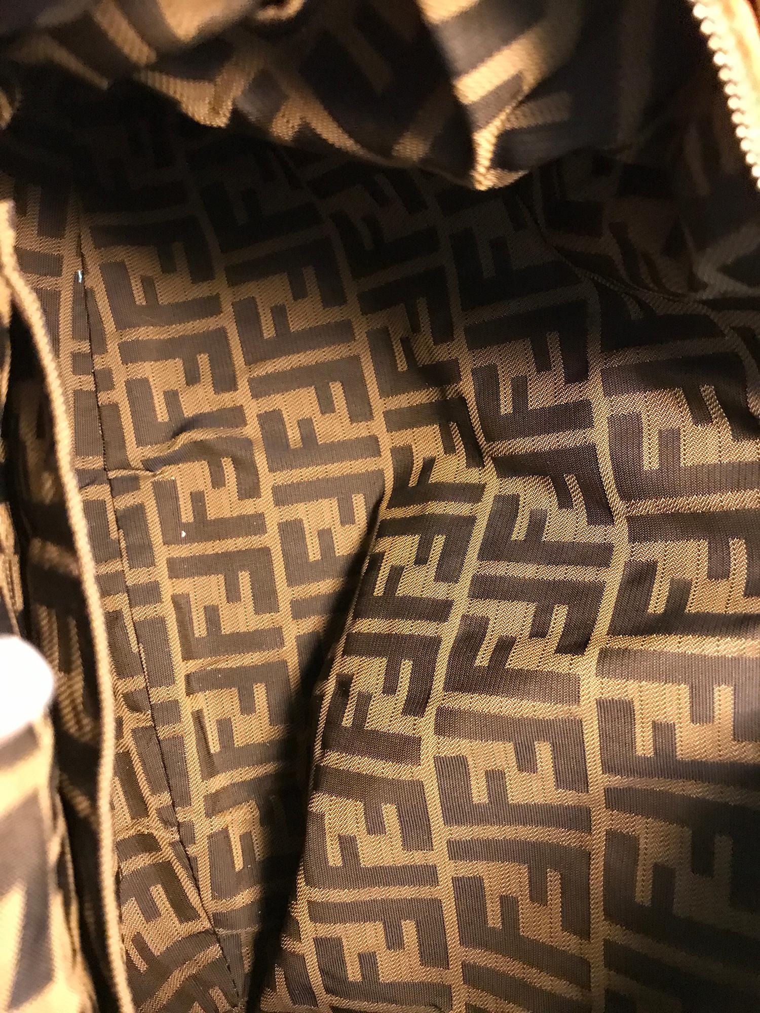 Fendi Spy Boho Shoulder Bag in Caramel Leather Zucca Lining For Sale 8