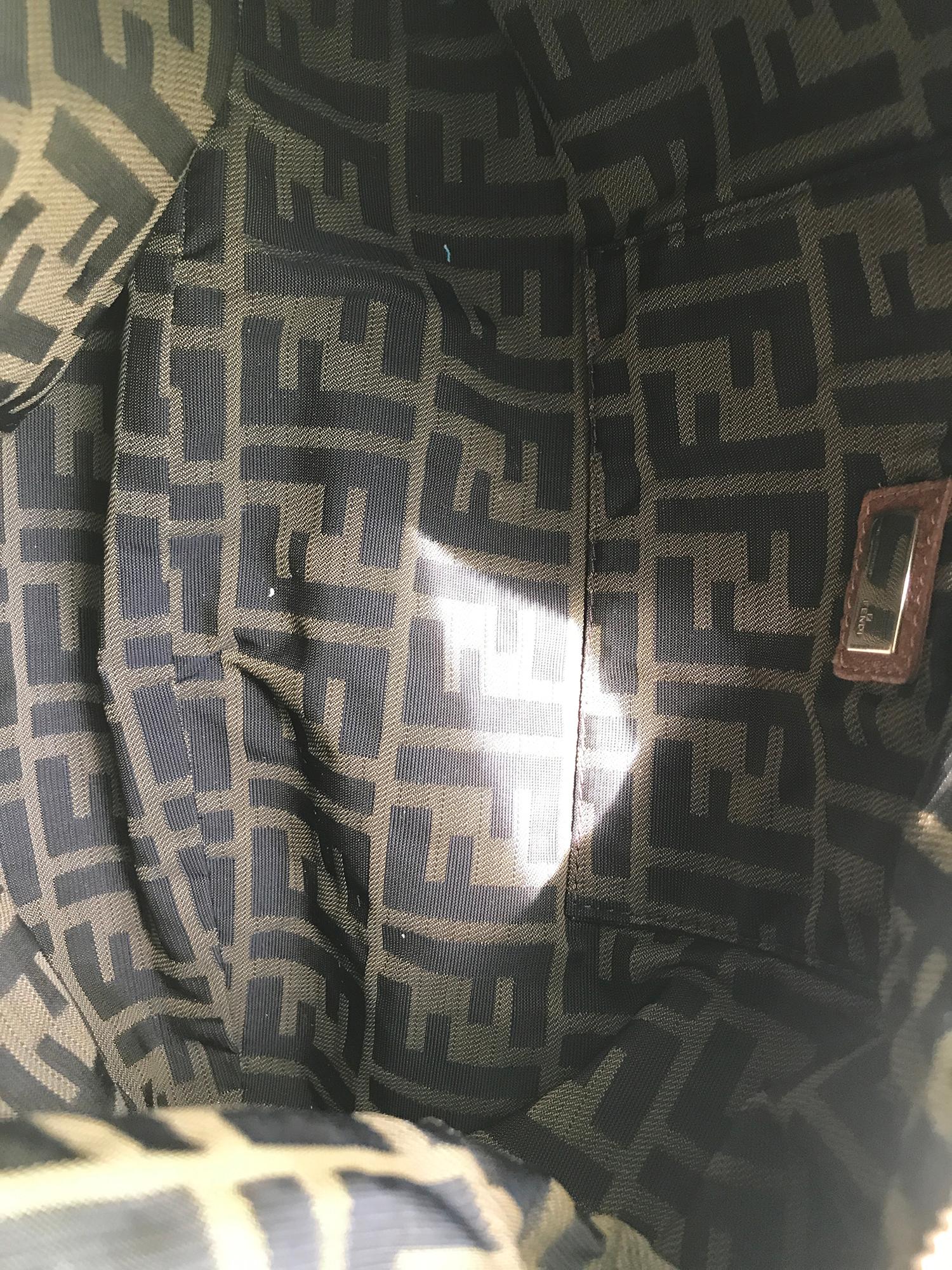 Fendi Spy Boho Shoulder Bag in Caramel Leather Zucca Lining For Sale 9