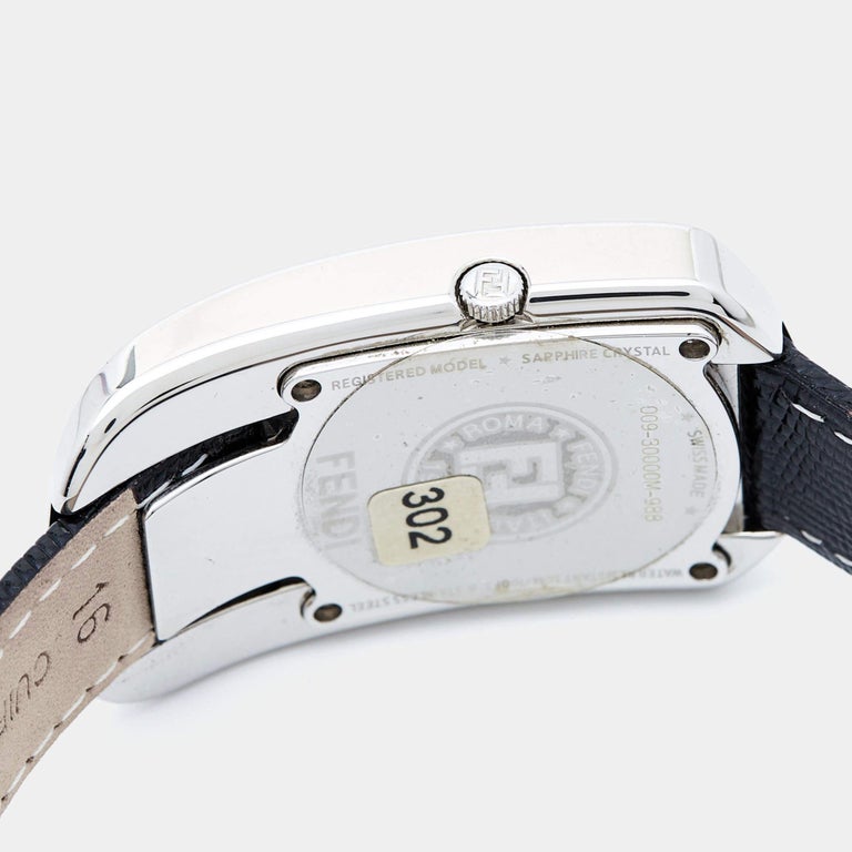 Fendi Montre-bracelet Chameleon pour femme 29 mm en cuir de peau de lézard  inoxydable et diamants En vente sur 1stDibs
