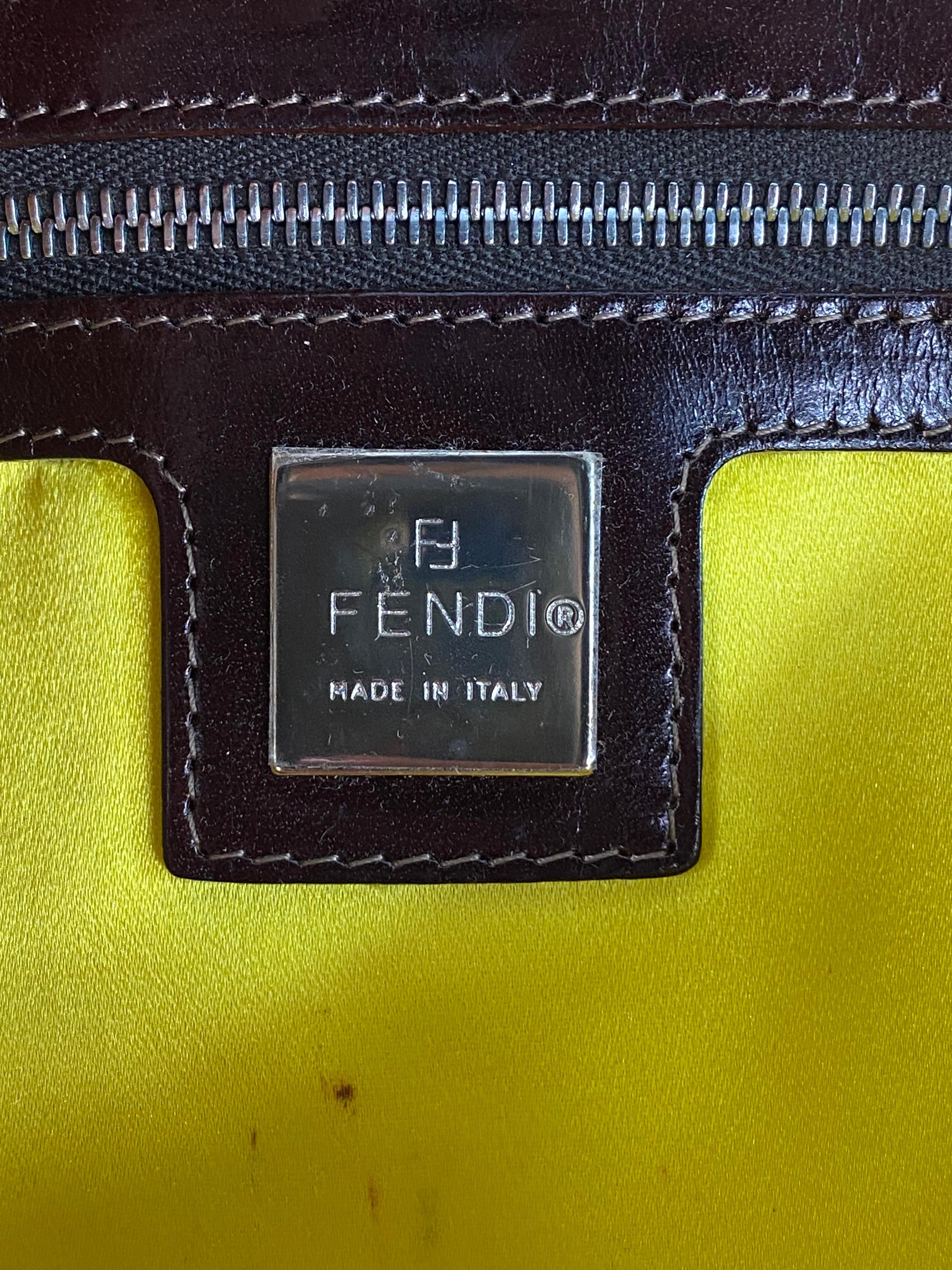Fendi Stroh Baguette Kleine Umhängetasche 10