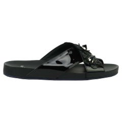 Fendi Studded Floral Appliquéd Patent Leather Slides EU 40 UK 7 US 10