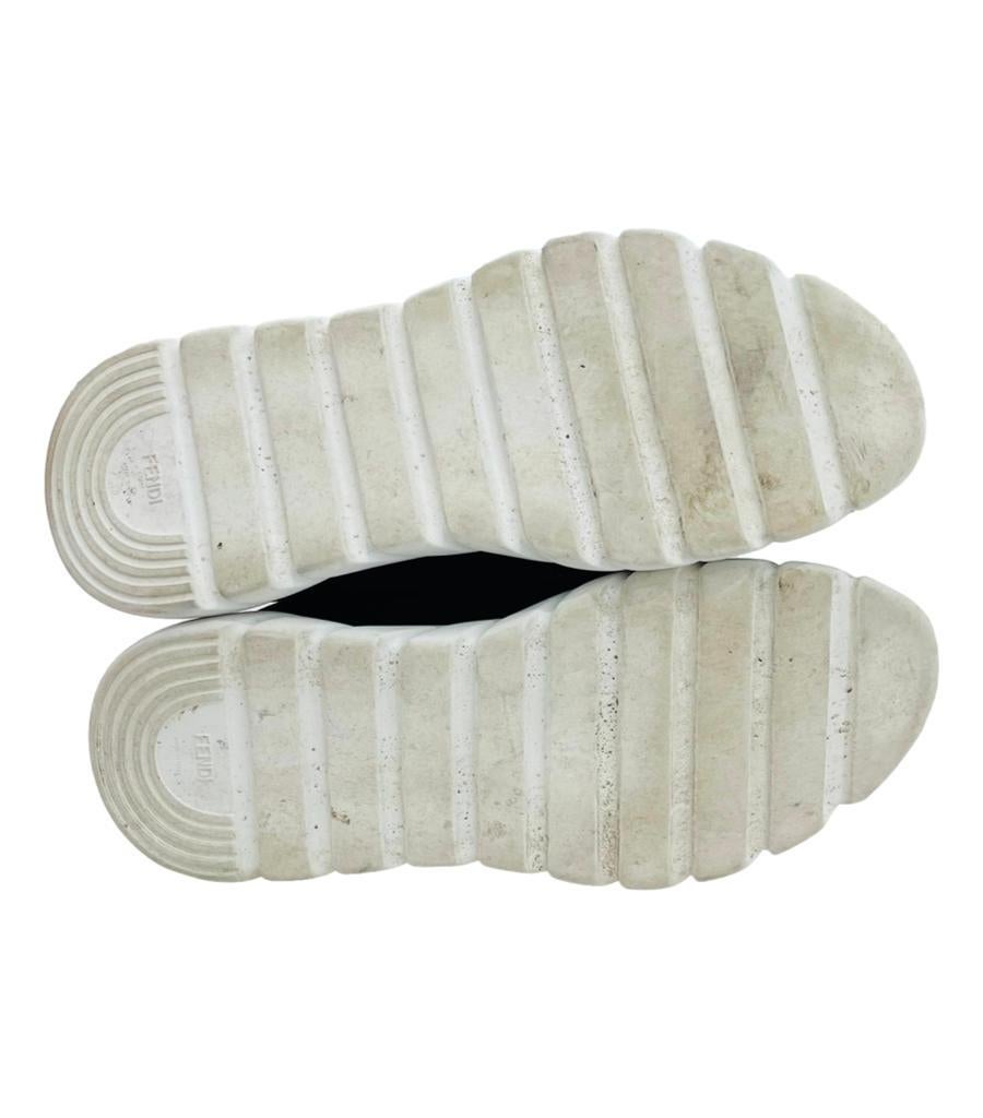 Fendi Wildleder Logo Sneakers Herren im Angebot