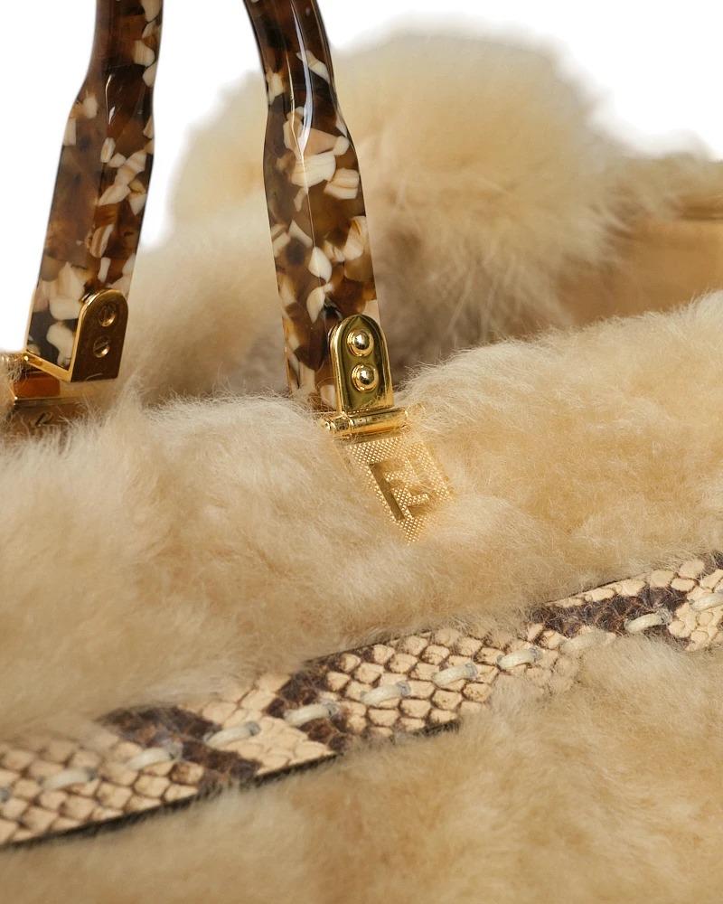 Fendi Sunshine Maxi Large Fur Beige For Sale 8