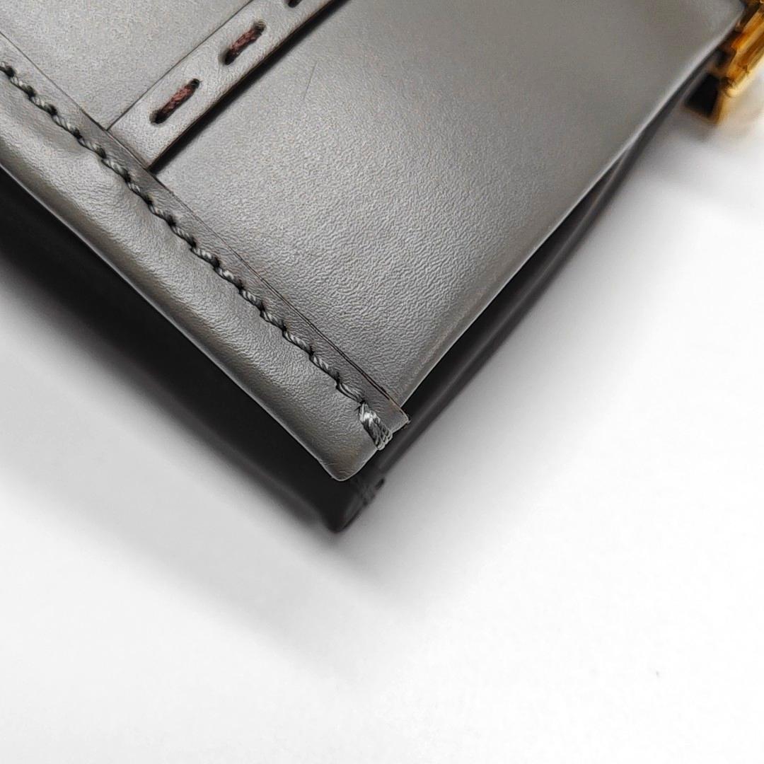 Fendi Sunshine Tote Medium Greyish Blue Top Handle Bag with Strap en vente 11