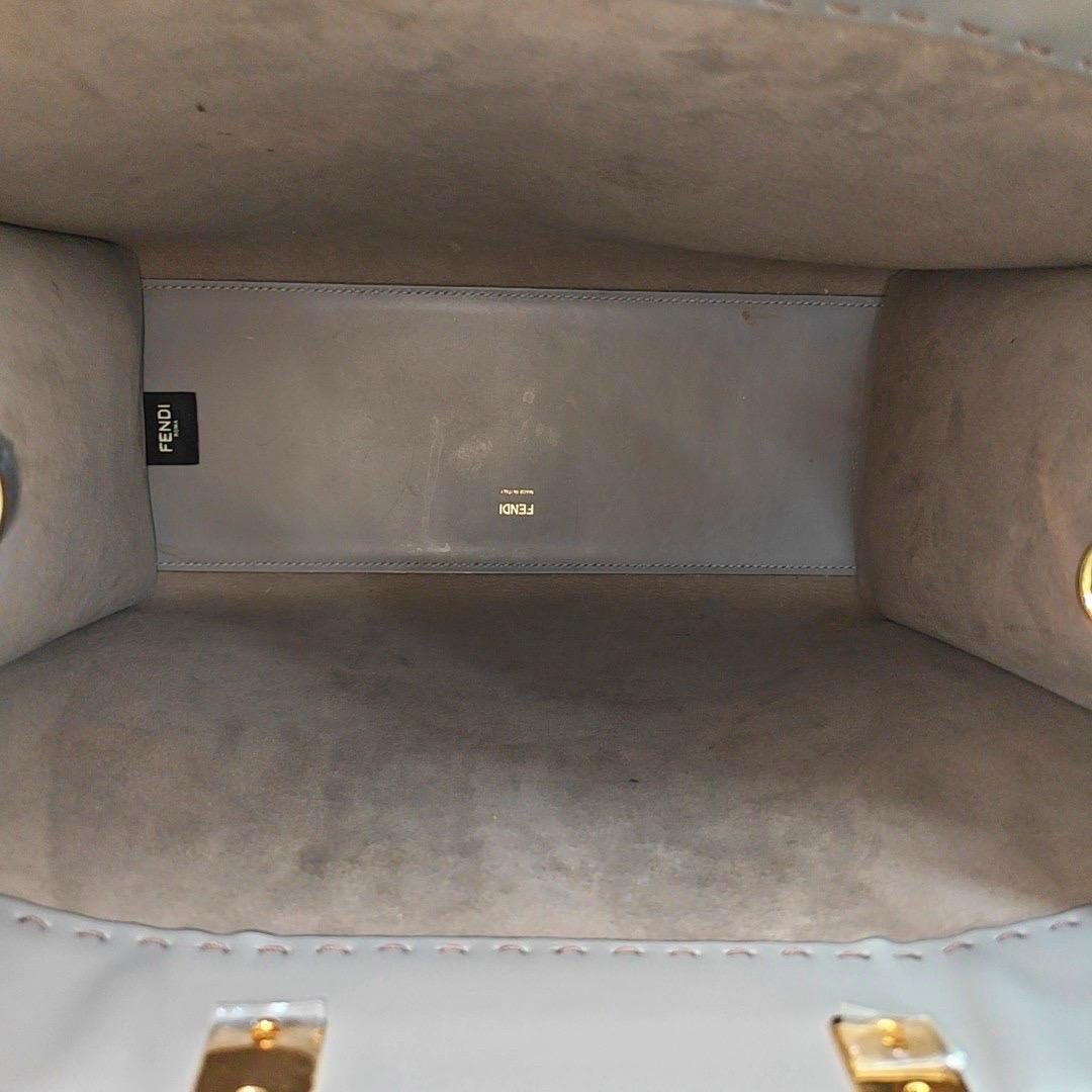 Fendi Sunshine Tote Medium Greyish Blue Top Handle Bag with Strap en vente 14