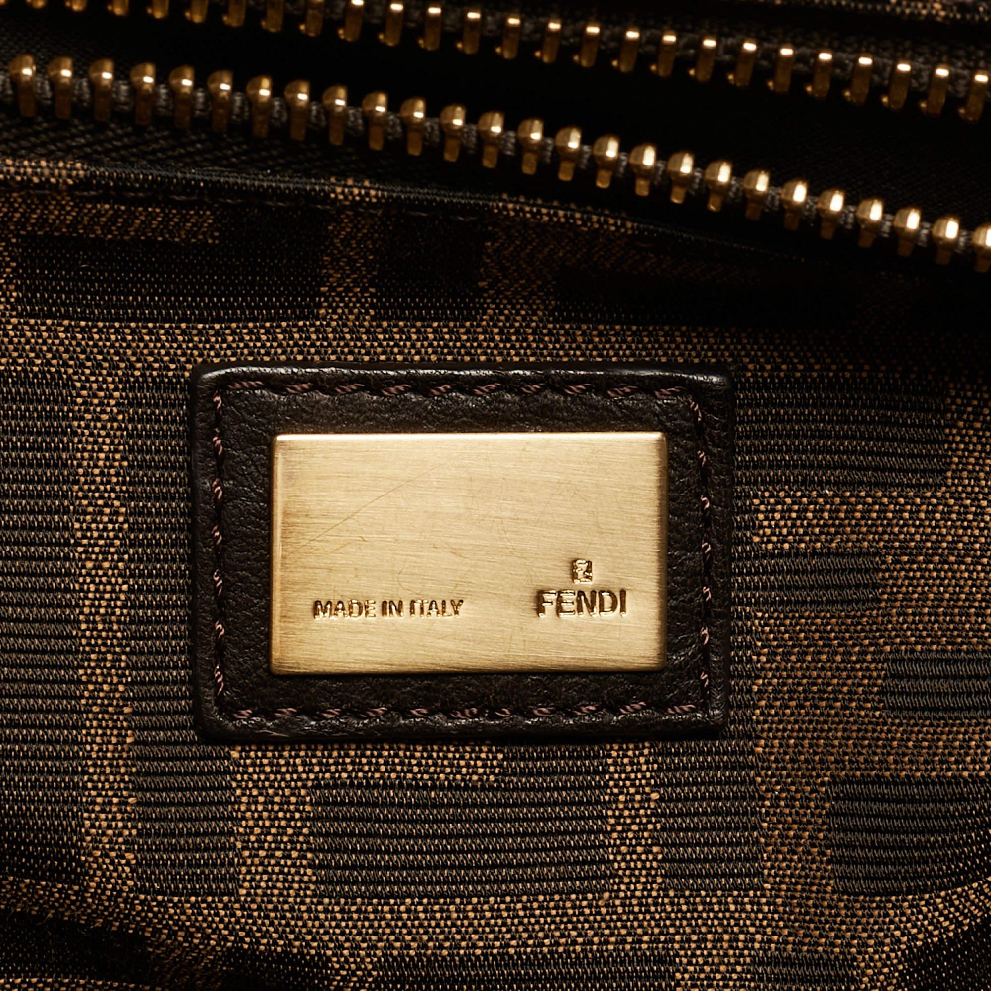 Fendi Tan Leather Large Peekaboo Top Handle Bag For Sale 2