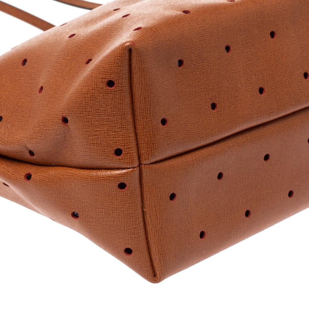 Fendi Tan Perforated Leather Large Roll Tote In Good Condition In Dubai, Al Qouz 2