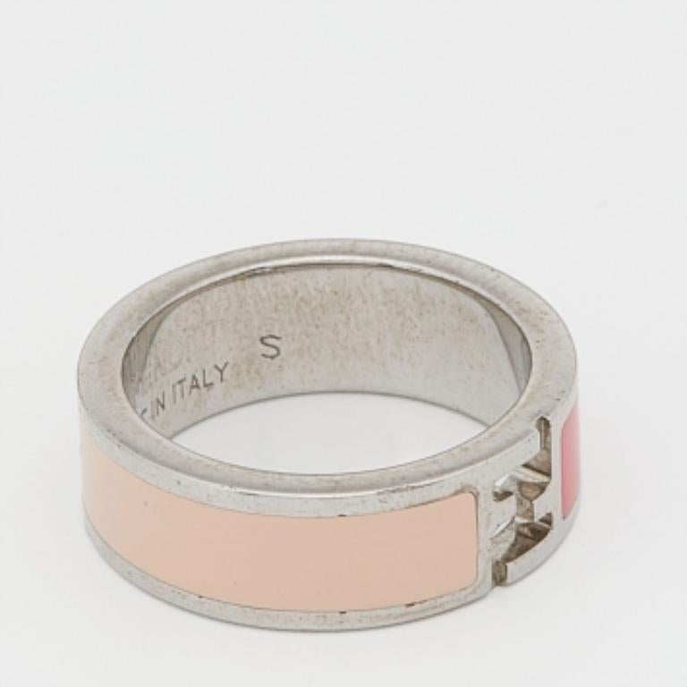 Fendi The Fendista Bi-color Enamel Silver Tone Band Ring Size 50 In Fair Condition For Sale In Dubai, Al Qouz 2