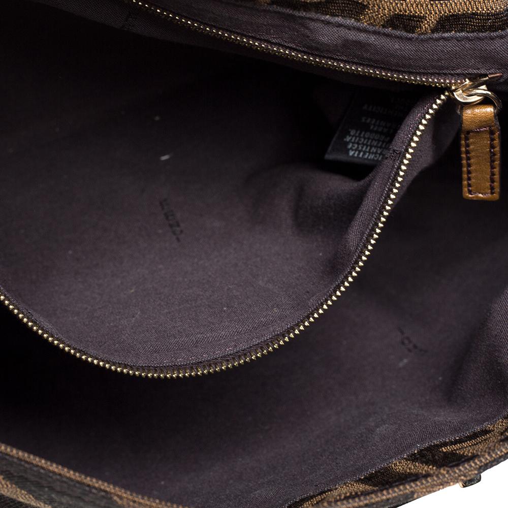 Fendi Tobacco Zucca Canvas and Leather Maxi Baguette Flap Shoulder Bag In Good Condition In Dubai, Al Qouz 2