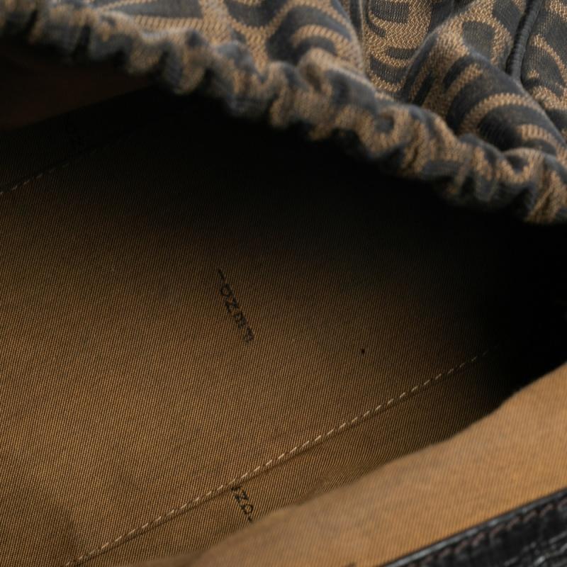 Fendi Tobacco Zucca Canvas und Leder Small Magic Top Handle Tasche 5