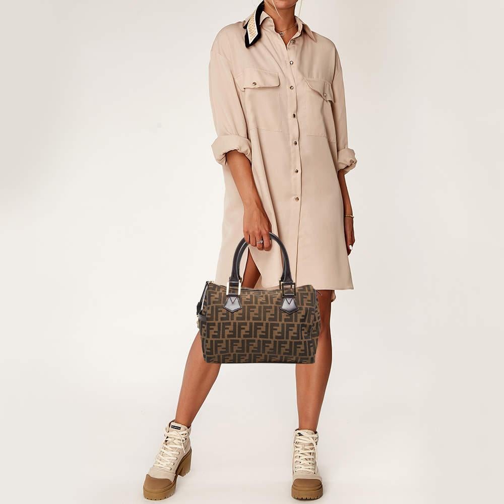 Fendi Tobacco Zucca Canvas Medium Boston Bag In Good Condition In Dubai, Al Qouz 2