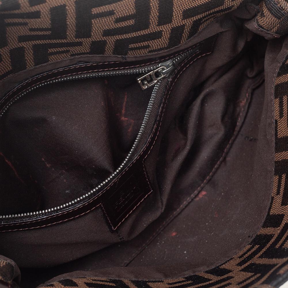 Fendi tobacco Zucca Logo Flap Baguette Shoulder Bag In Good Condition In Dubai, Al Qouz 2