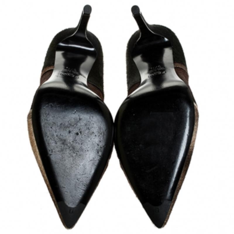 Fendi Dreifarbige Kalbshaar-Pumps mit spitzer Zehe Größe 37,5 im Angebot 3