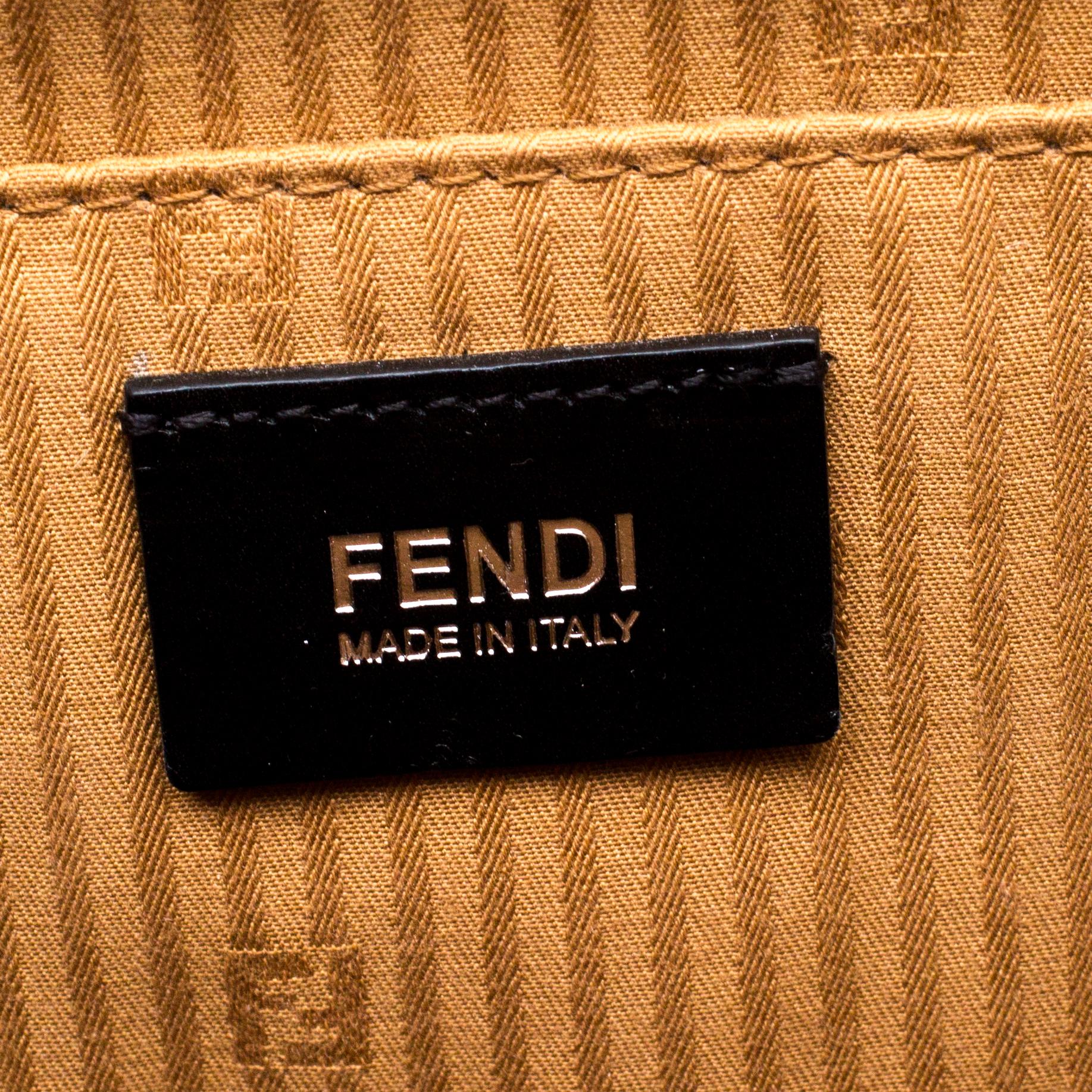 Fendi Tri Color Textured Leather Small Demi Jour Top Handle Bag In Good Condition In Dubai, Al Qouz 2