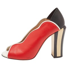 Fendi Tricolor Leather Scallop Lined Peep Toe Pumps Size 37.5 Fendi Tricolor Leather Scallop Lined Peep Toe Pumps Size 37.5