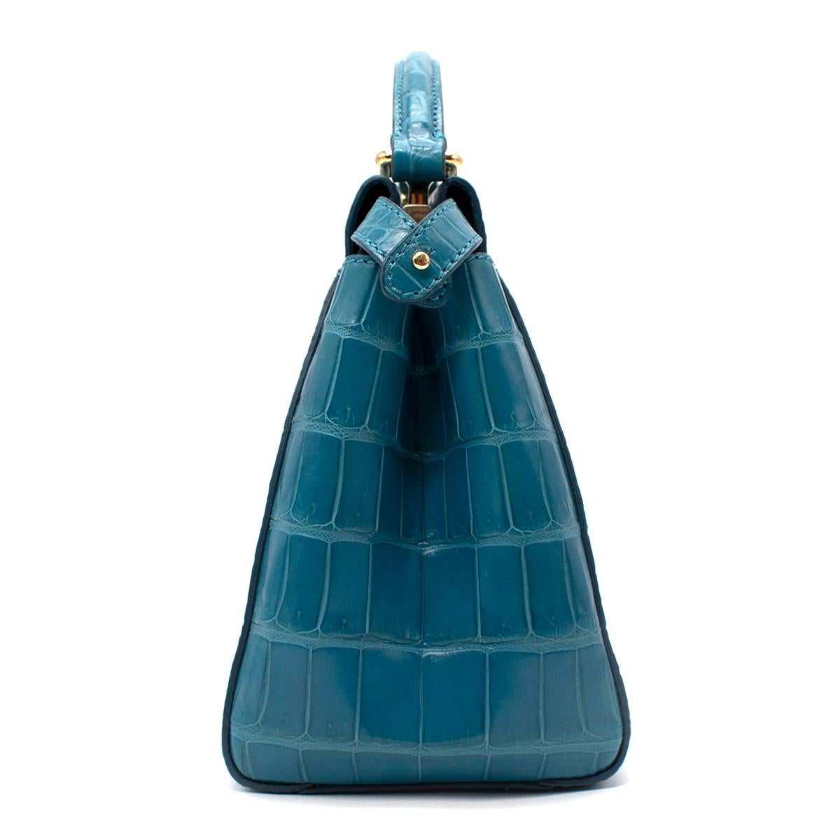 Blu Borsa Fendi Mini Peekaboo in coccodrillo turchese in vendita