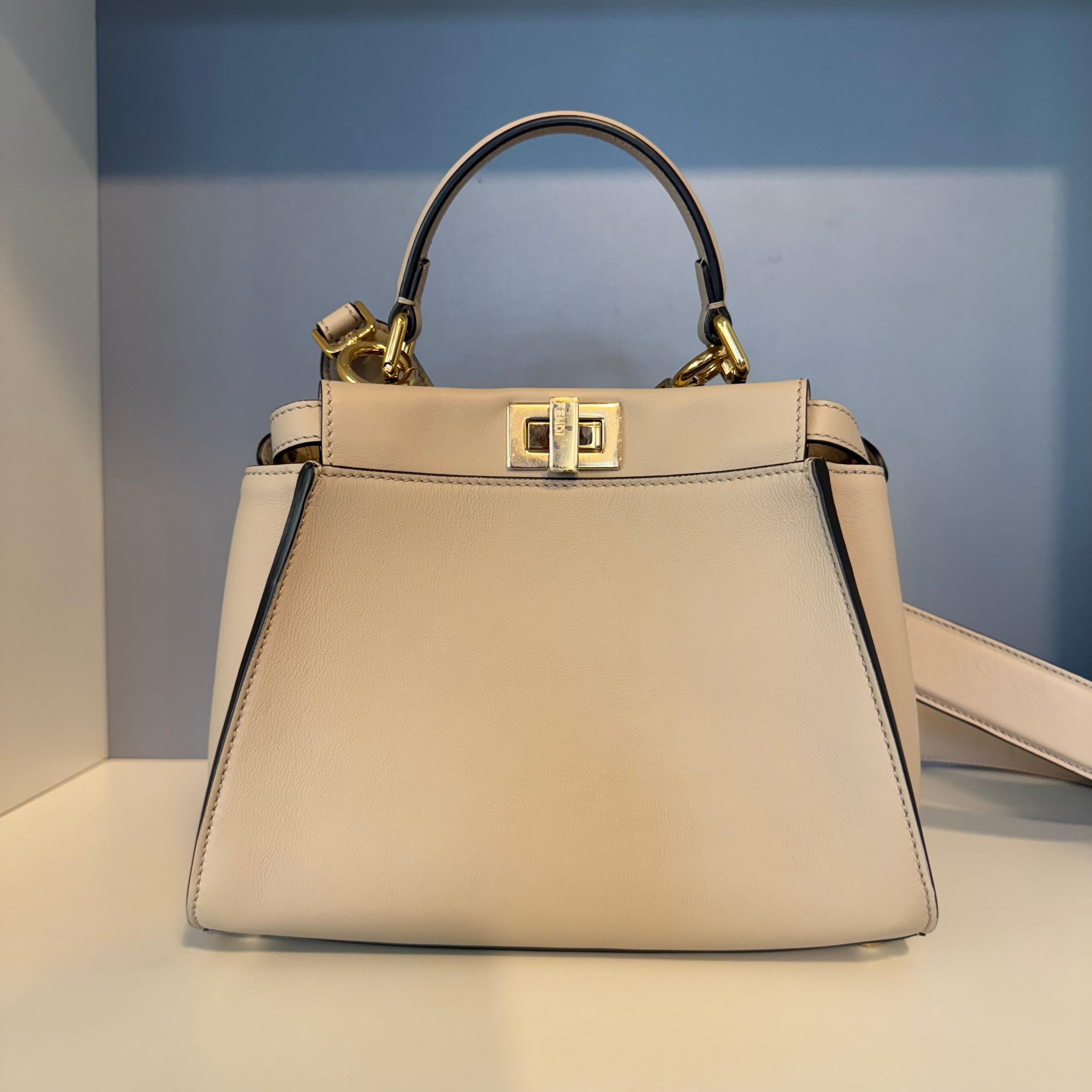 Fendi Turtledove Mini Peekaboo In Excellent Condition For Sale In Gazzaniga (BG), IT