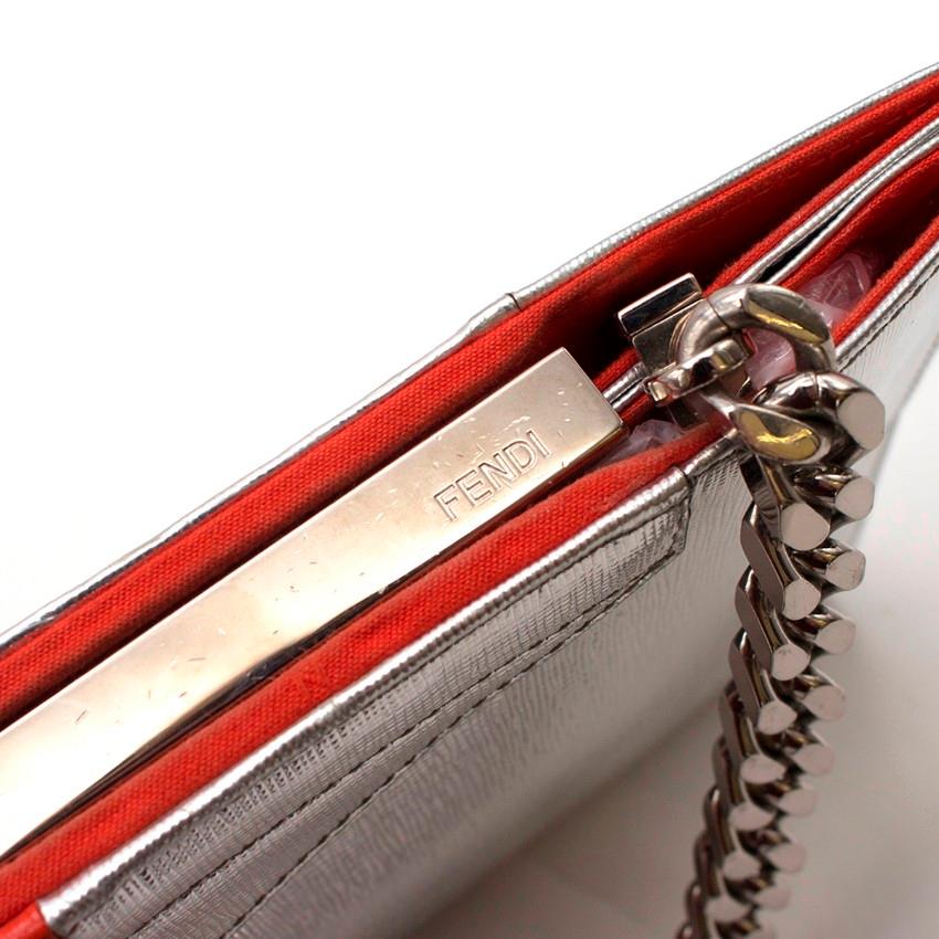 Women's Fendi Two-tone red & silver leather clutch For Sale