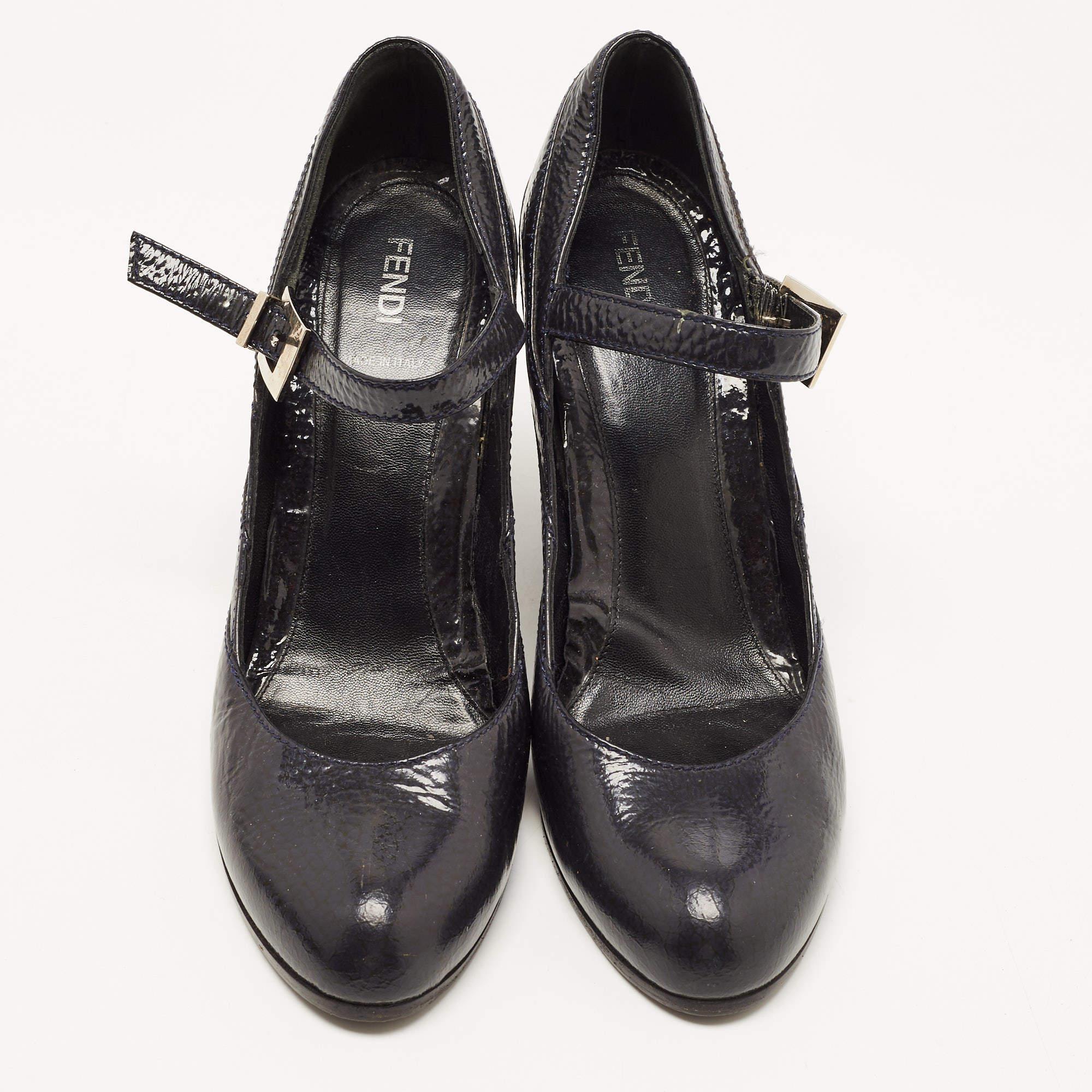 Fendi Zwei Ton strukturiertes Leder Mary Jane Keil Pumps Größe 39 (Schwarz)