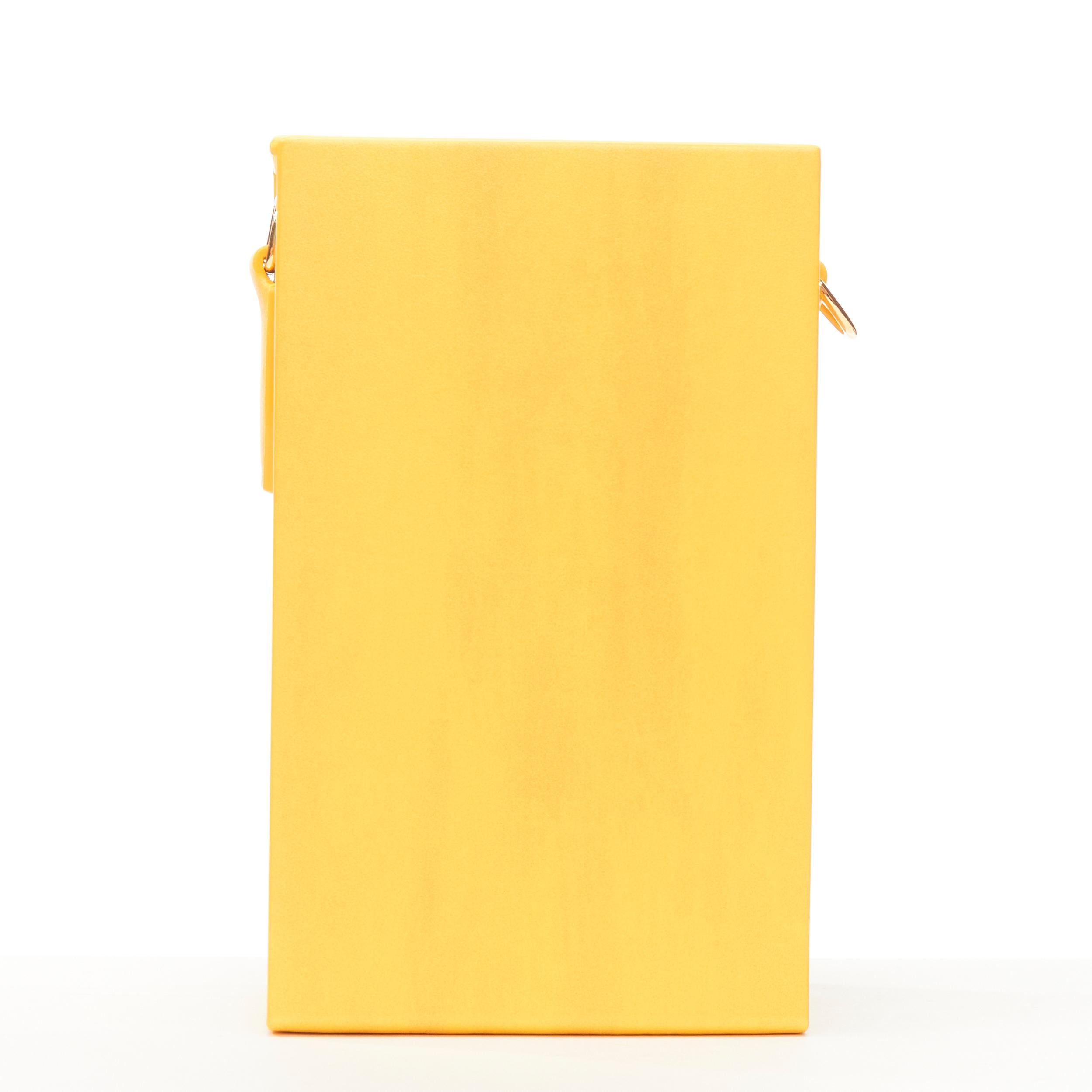 FENDI Vertical Box Signatur gelb-schwarze Crossbody-Tasche im Angebot 1