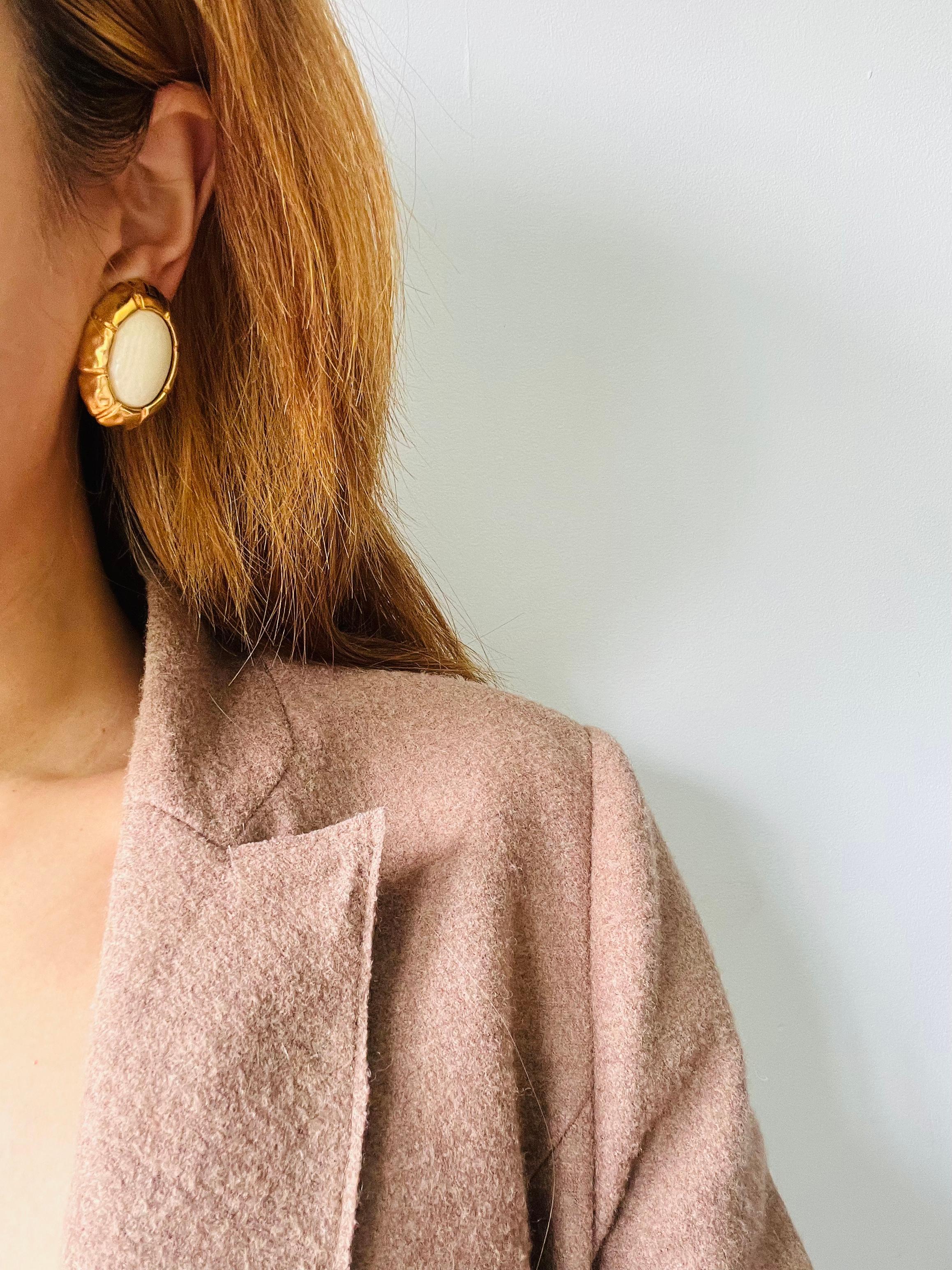 Fendi Vintage 1980s Asymmetric Fendista Logo FF Ivory Oval Chunky Clip Earrings For Sale 1