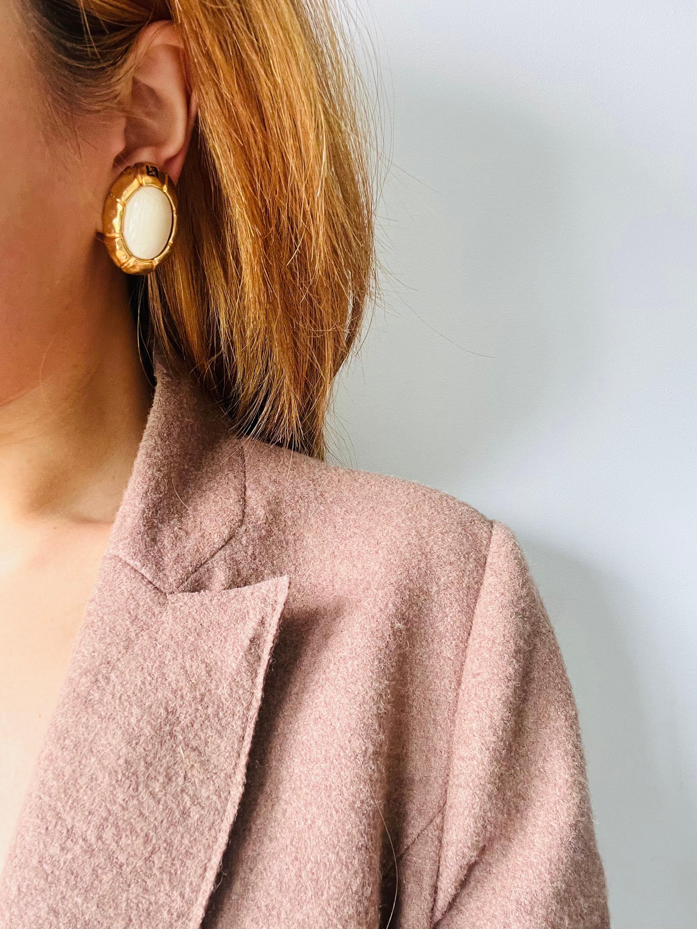 Fendi Vintage 1980s Asymmetric Fendista Logo FF Ivory Oval Chunky Clip Earrings For Sale 2