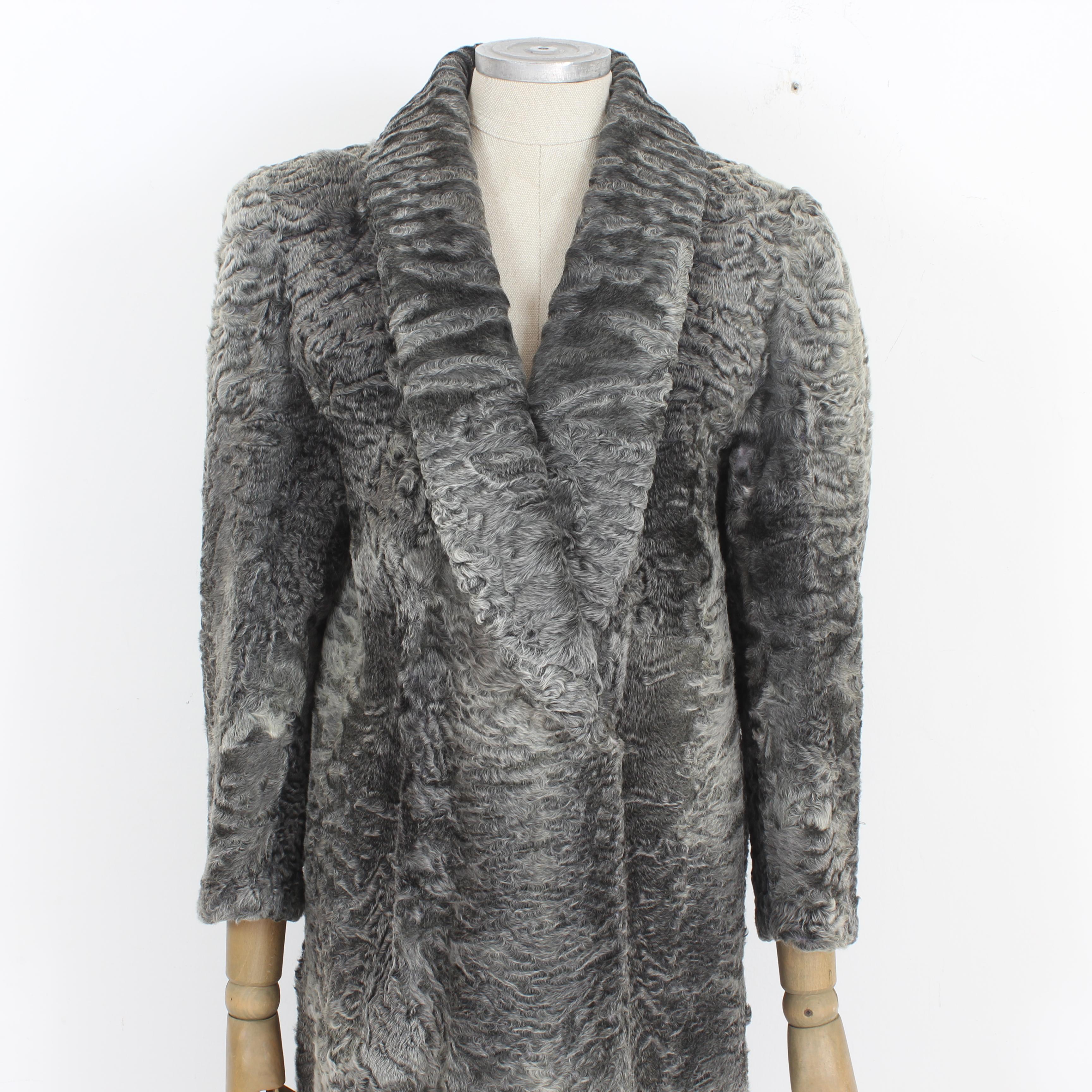 Fendi Vintage 1980s Gray Astrakhan Lamb Fur Long Double-Breasted Coat Made Italy In Excellent Condition For Sale In Brindisi, Bt