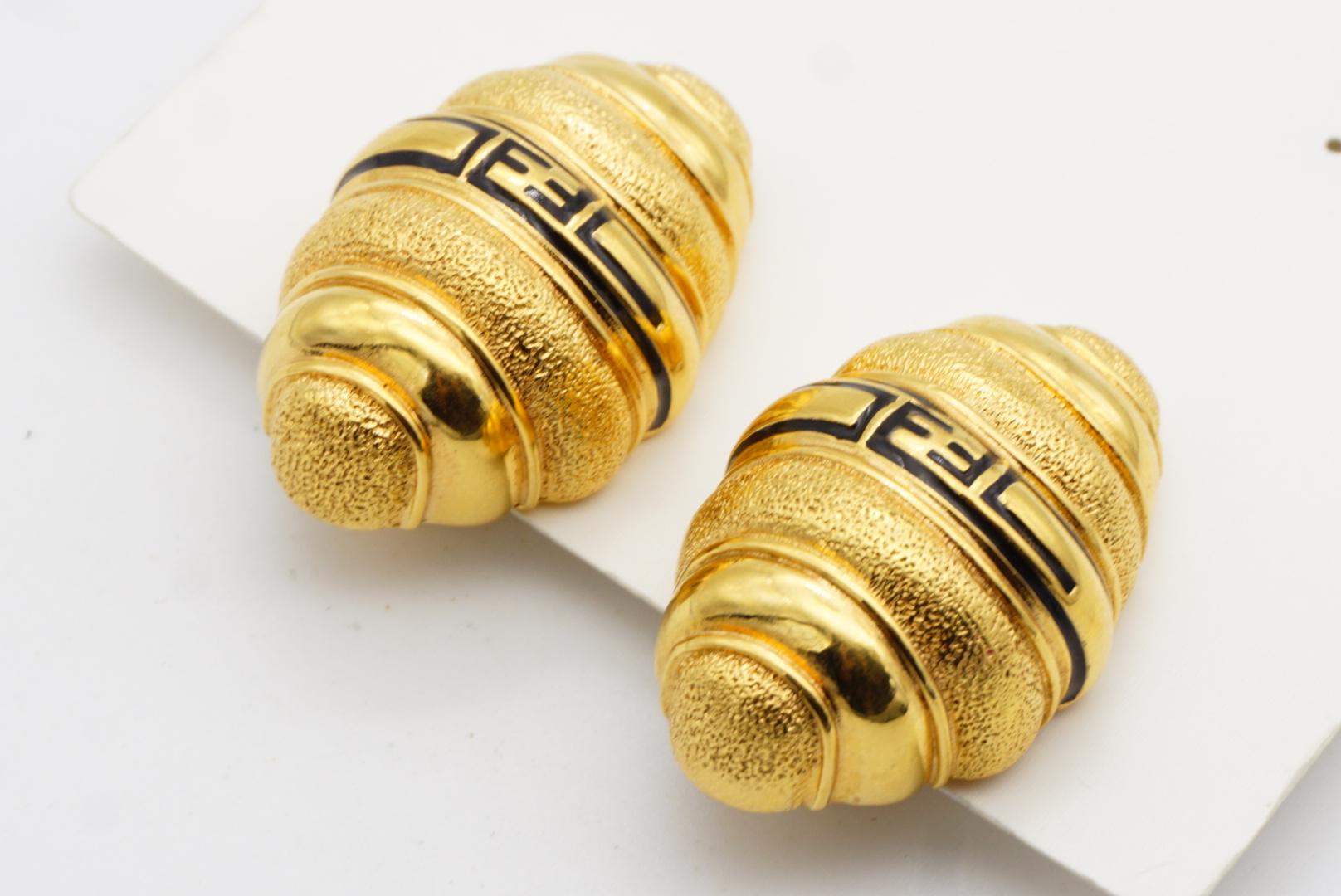 Fendi Vintage 1980s Large Fendista Logo Black F Shell Dome Chunky Gold Earrings For Sale 5