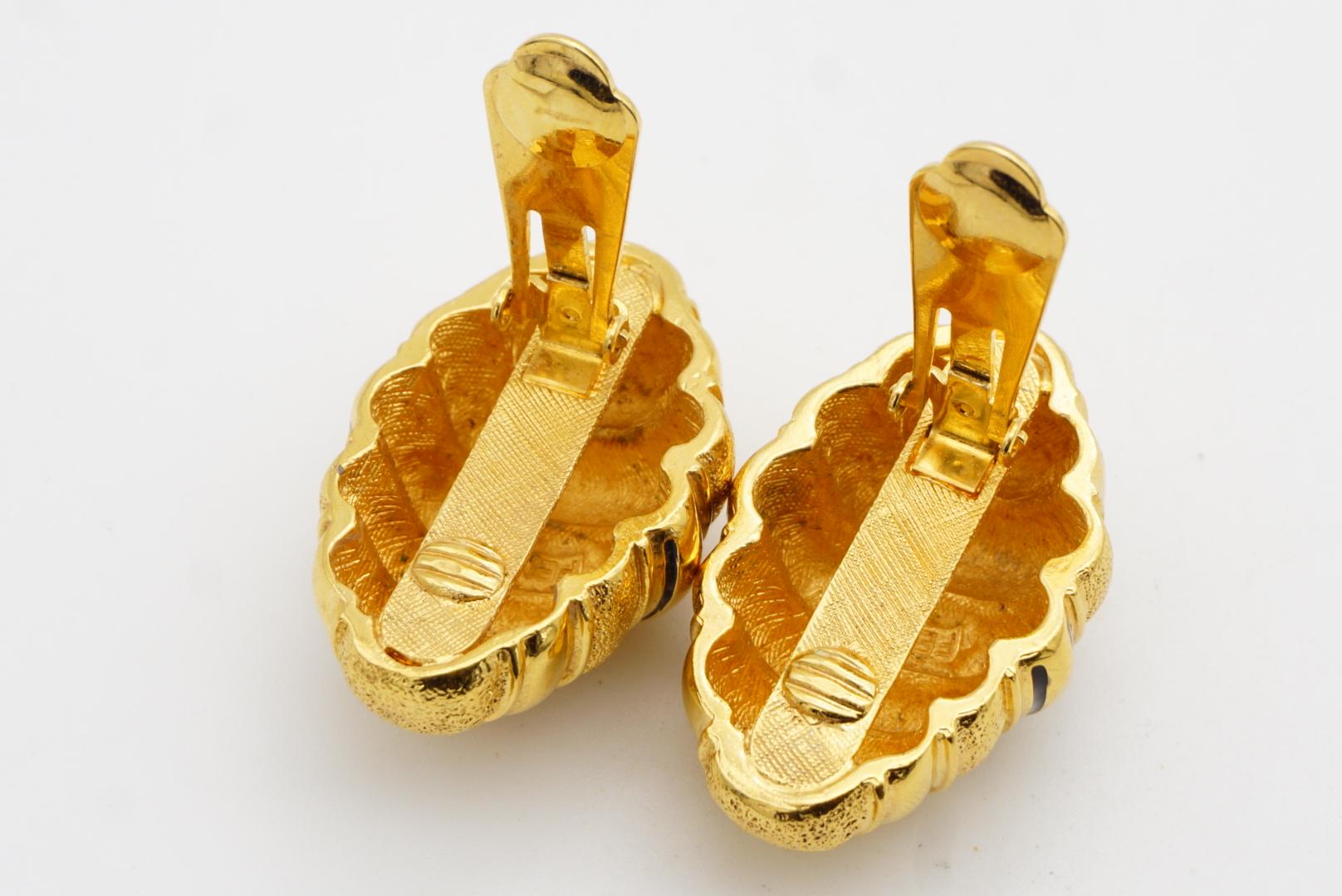 Fendi Vintage 1980s Large Fendista Logo Black F Shell Dome Chunky Gold Earrings For Sale 9