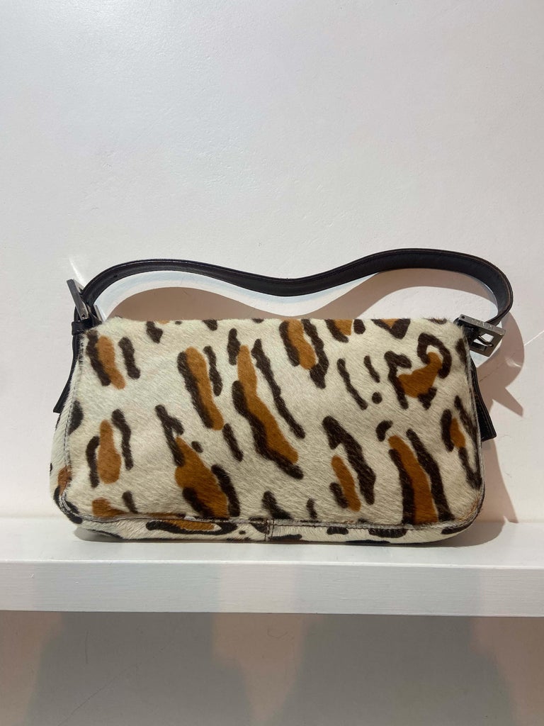 Mini Handtasche Monki Shirin Mini Bag TOPSHOP Kleid In Schwarz