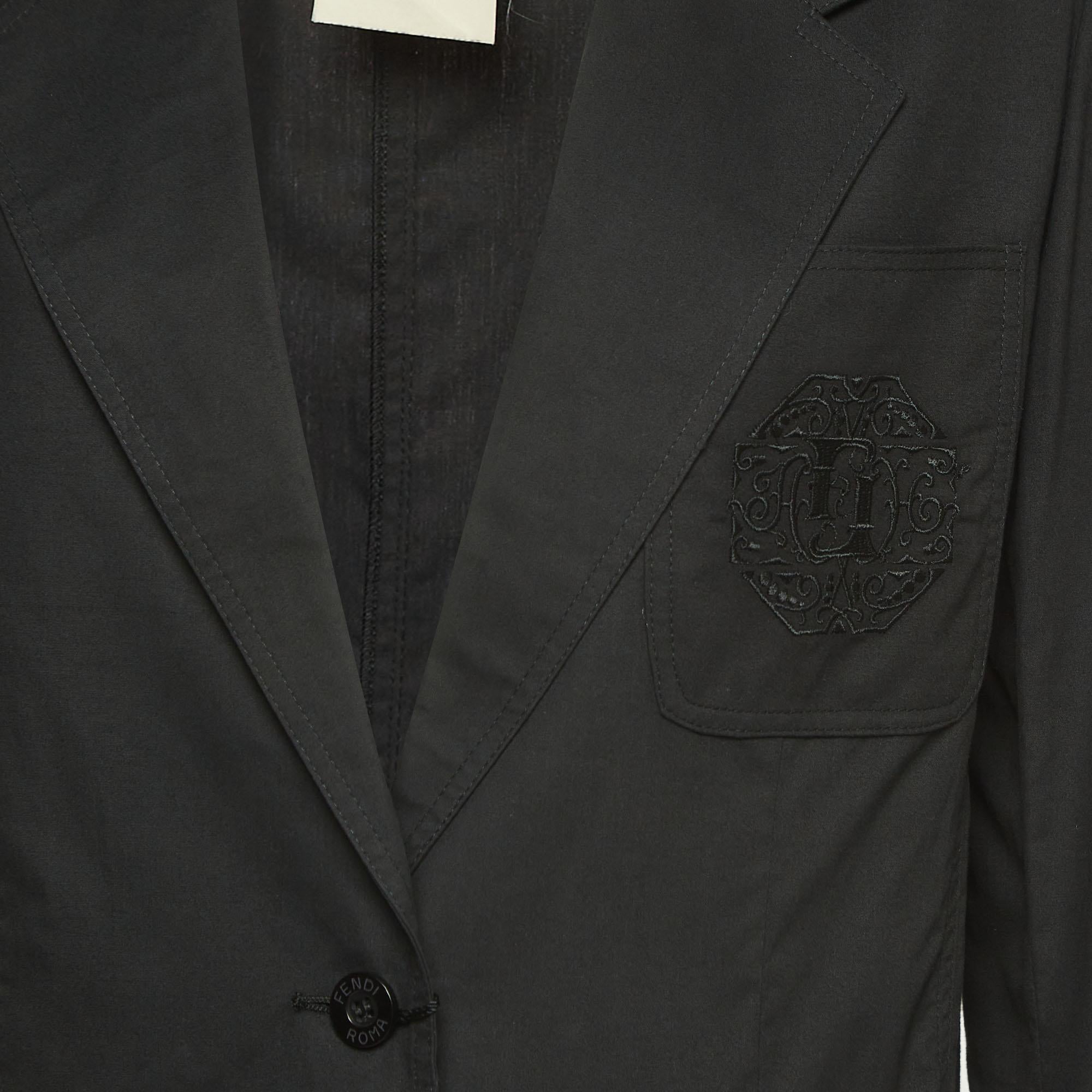Fendi Vintage Schwarzer einreihiger Blazer aus bestickter Baumwolle mit Logo in Schwarz, L Damen im Angebot