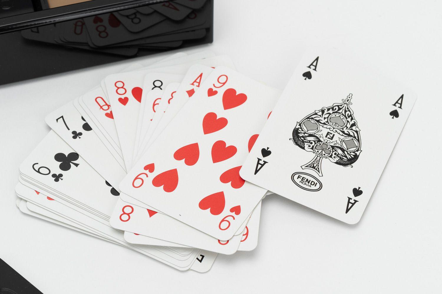 Fendi Vintage Poker-Set aus schwarzem Lucite im Angebot 4