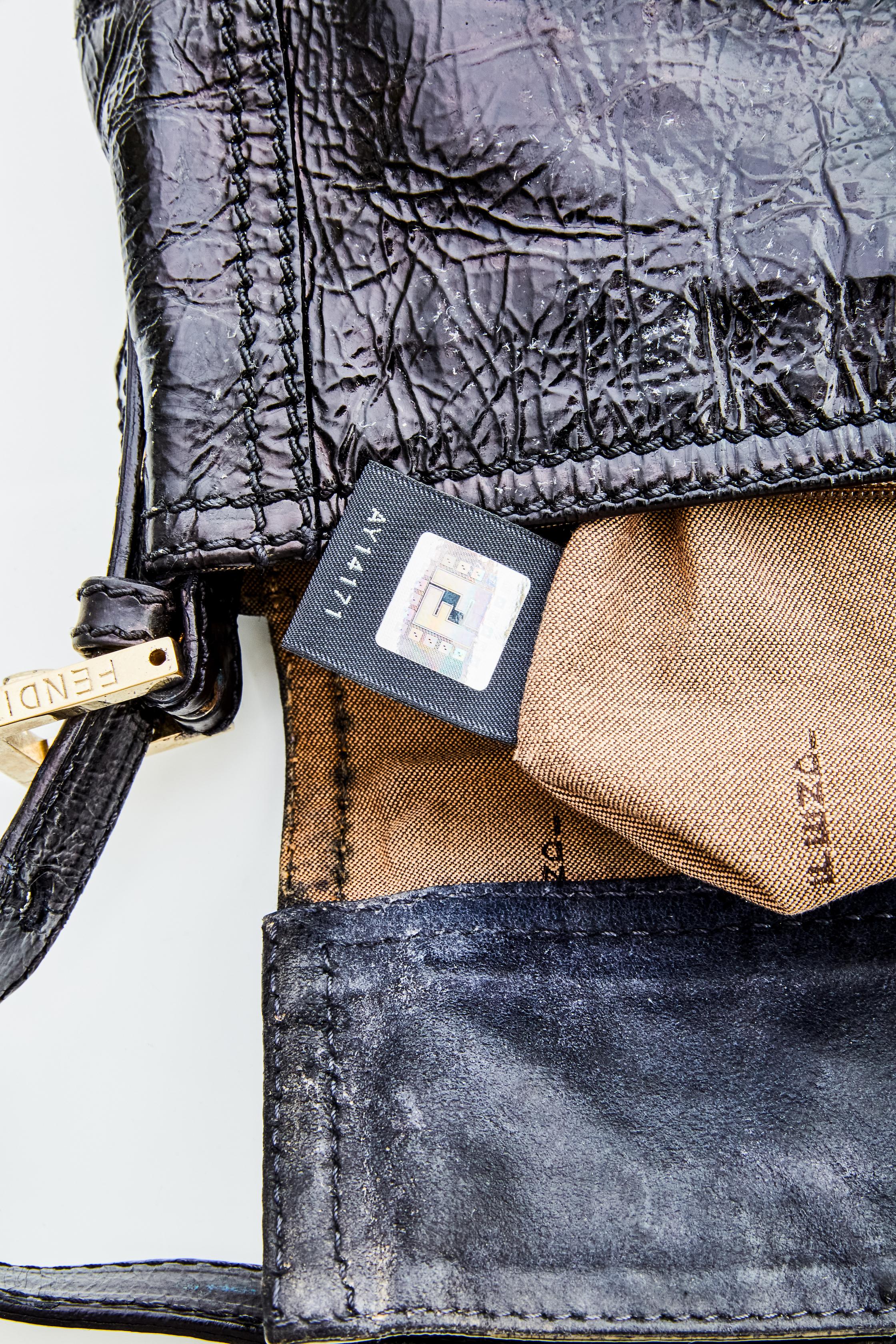 Women's Fendi Vintage Black Patent Leather Small Convertible Baguette Bag