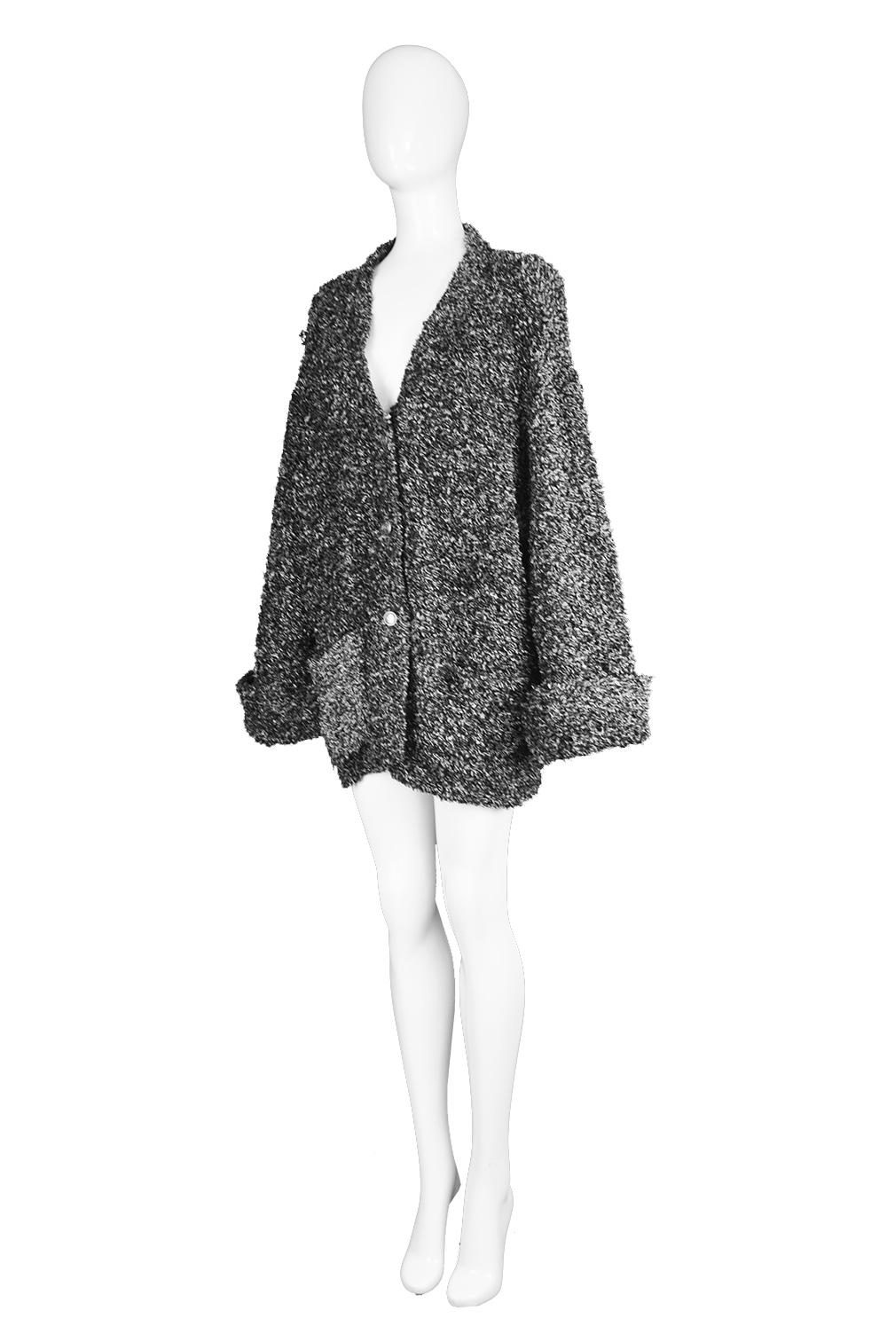 Fendi Vintage Black & White Fuzzy Textured Knit Zucca Pattern Cardigan, 1990s In Excellent Condition In Doncaster, South Yorkshire