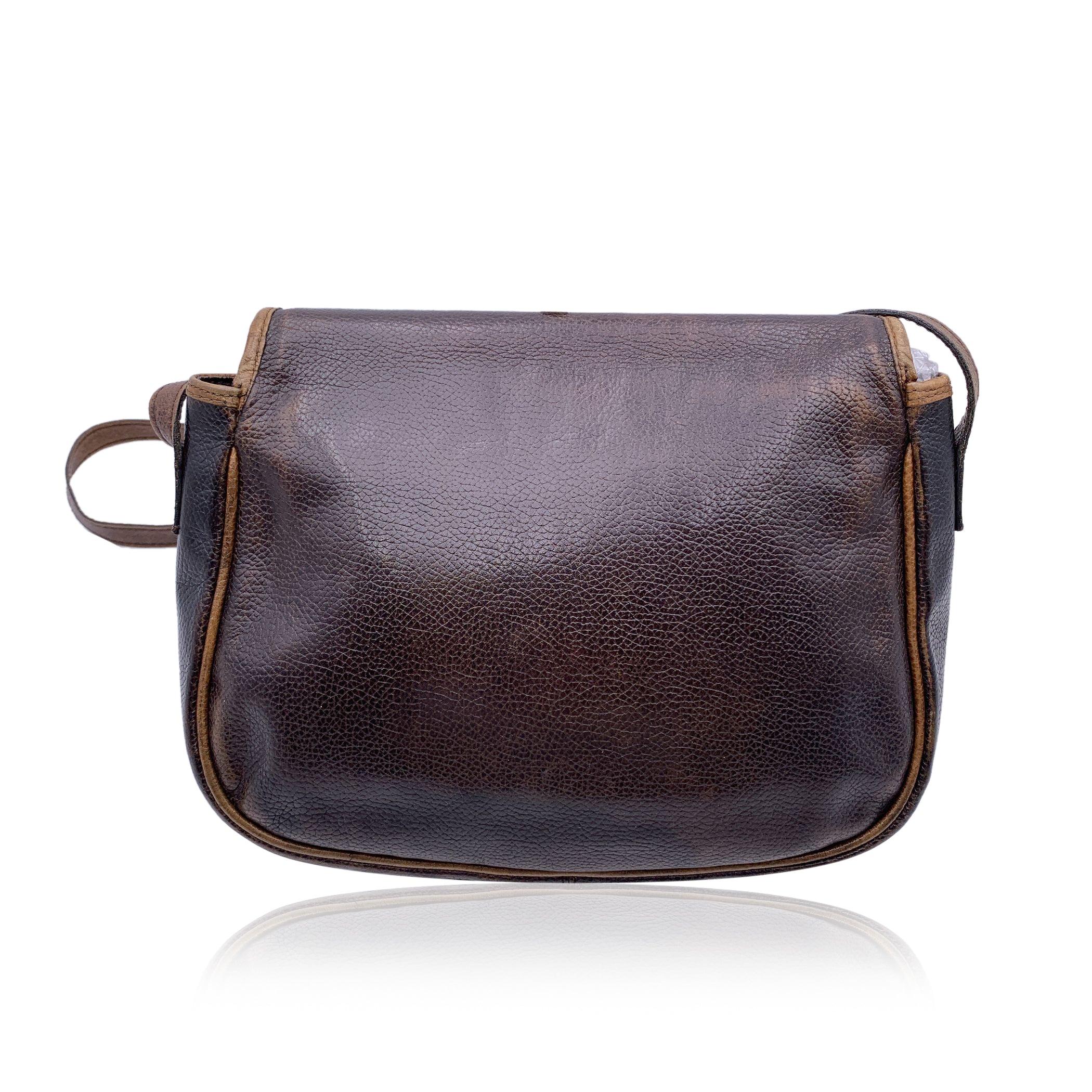 Fendi Vintage Brown and Beige Leather Crossbody Shoulder Bag In Good Condition In Rome, Rome