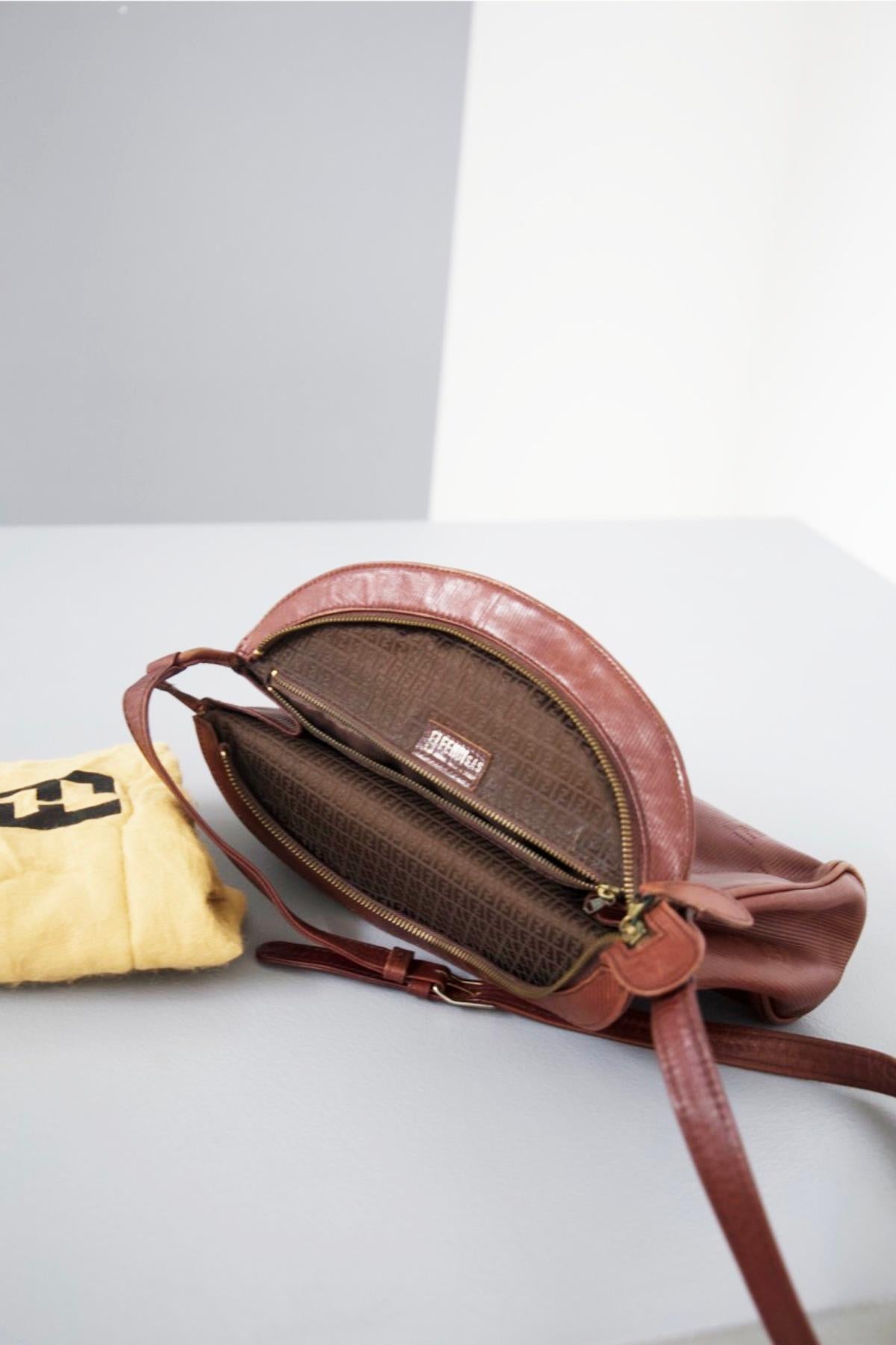 Fendi Vintage Brown Leather Bag For Sale 3