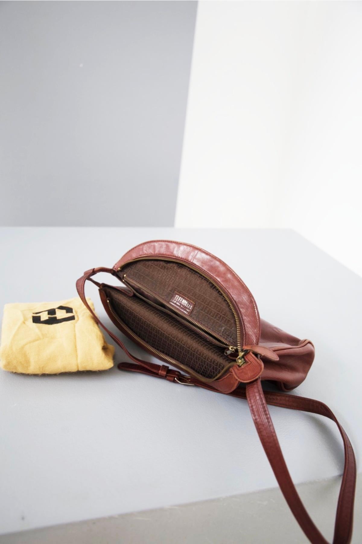Fendi Vintage Brown Leather Bag For Sale 5