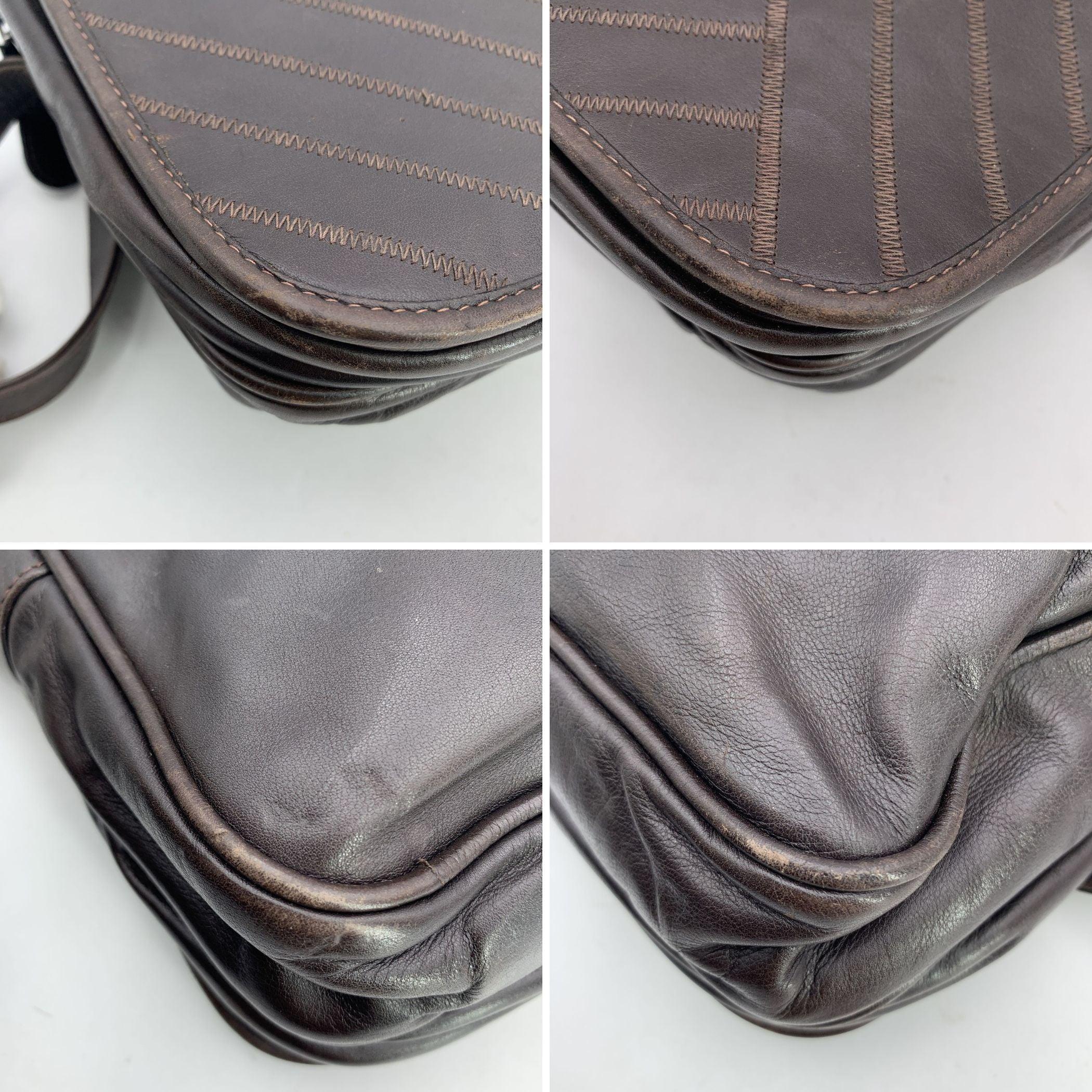 Fendi Vintage Brown Leder Stitching Messenger Bag im Angebot 1