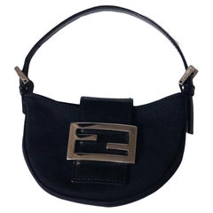Fendi Vintage Croissant Micro Bag aus schwarzem Jersey im Baguette-Stil SATC