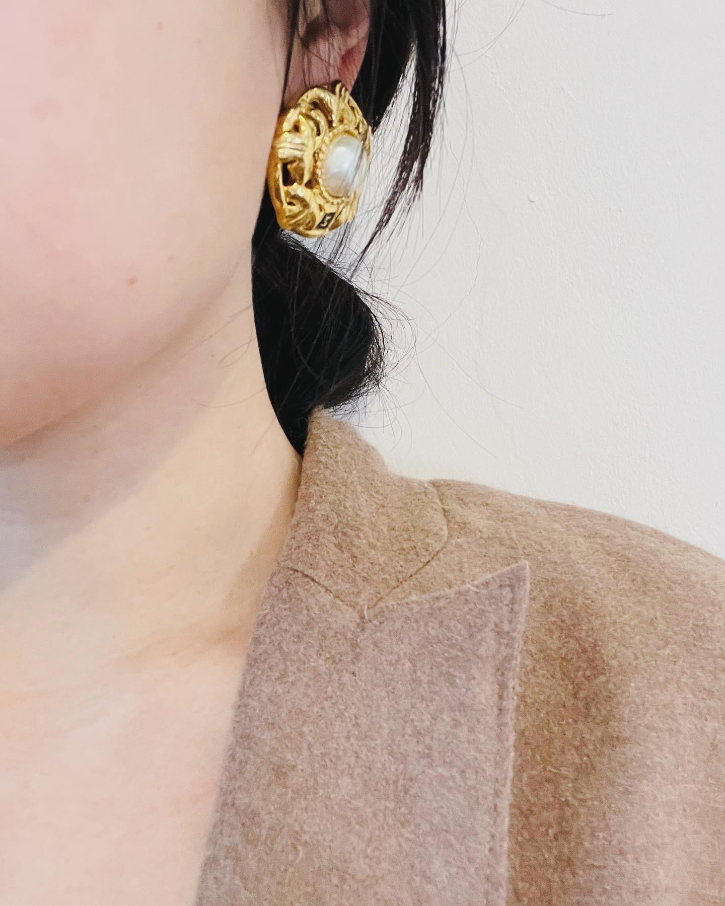 Aggregate more than 160 fendi earrings sale latest